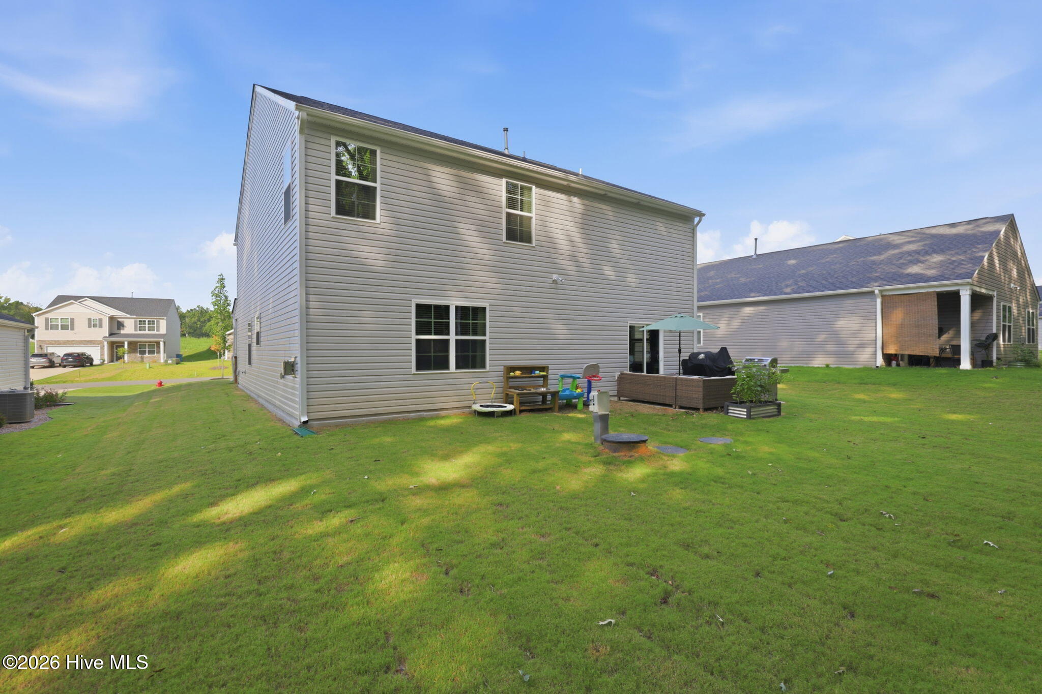 2570 Summersby Drive Property Photo 26