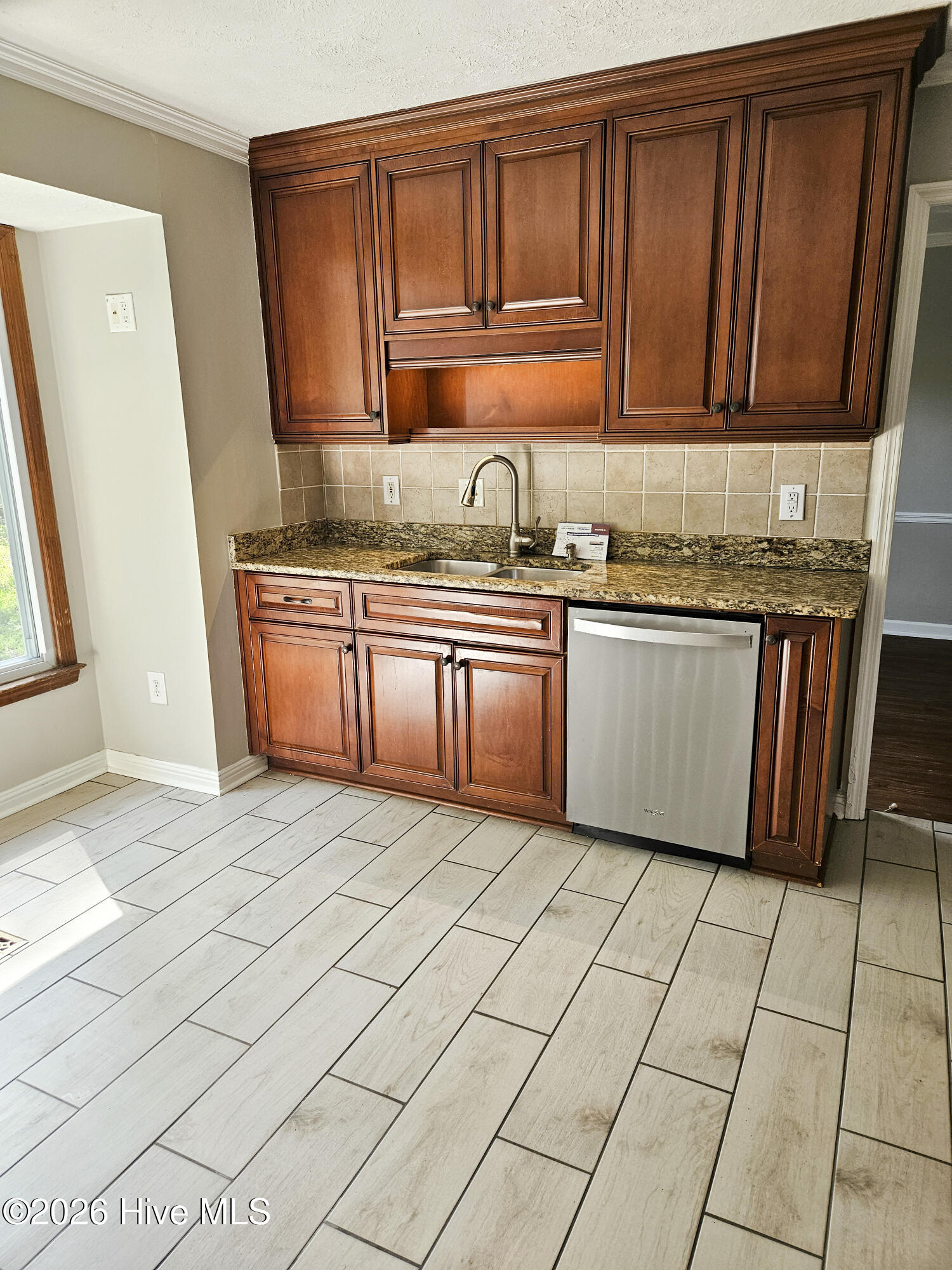 451 Bristol Road Property Photo 8