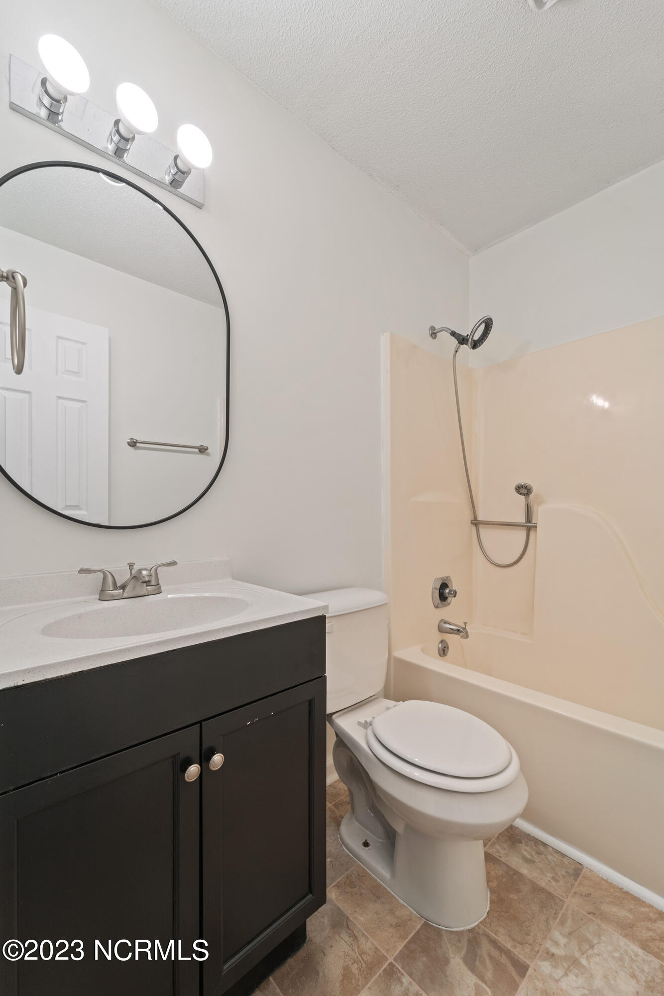 2654 Idlebrook Circle Property Photo 8