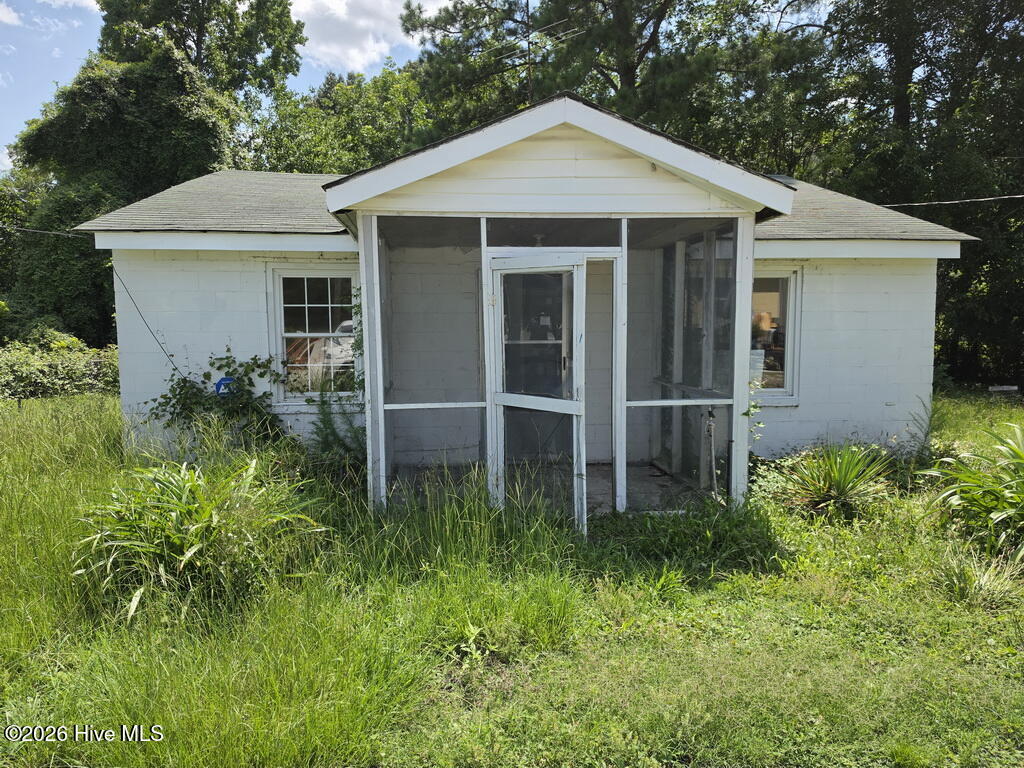 2313 Hunter Hill Road Property Photo 1