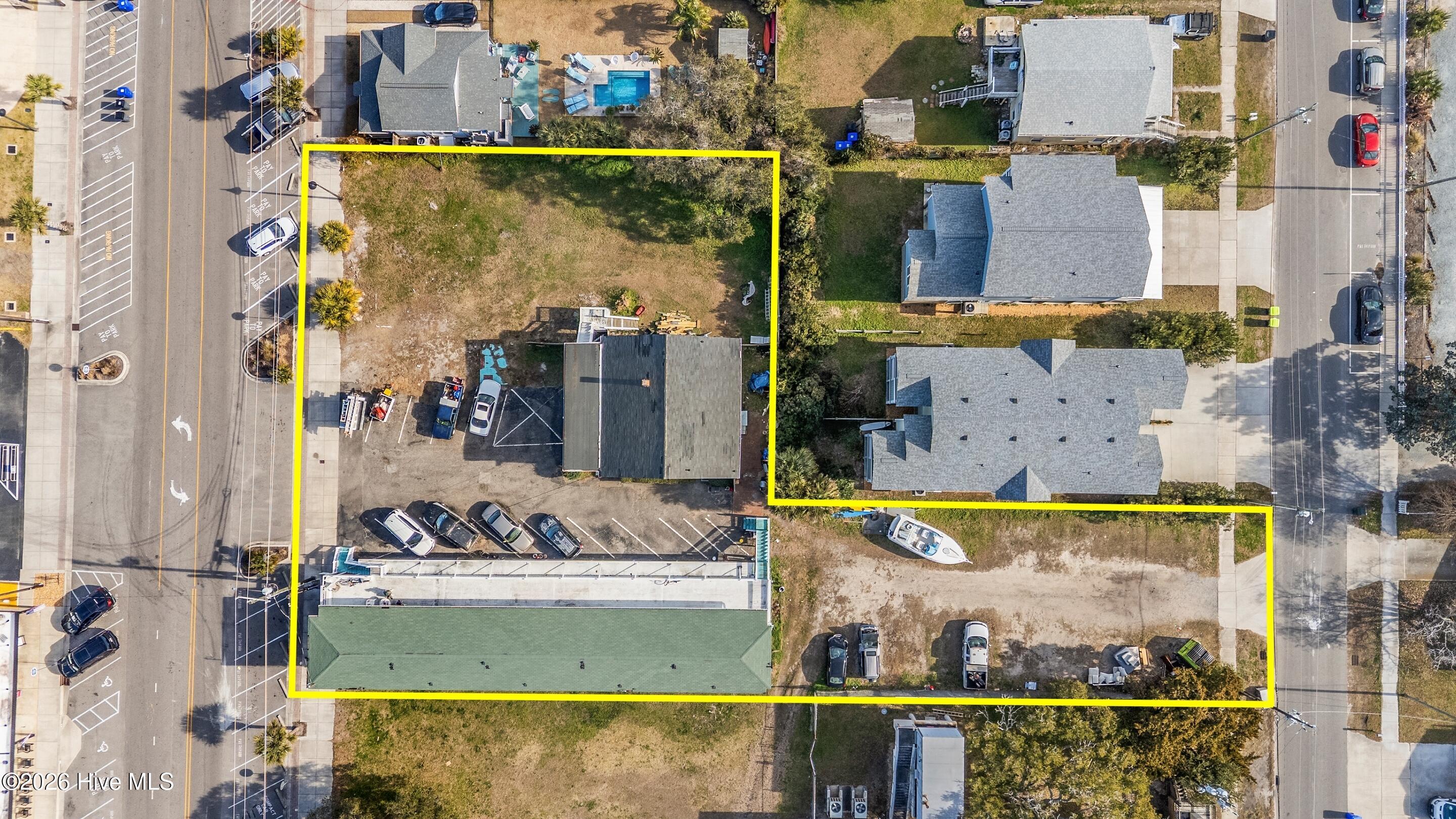 213 Cape Fear Boulevard Property Photo 8