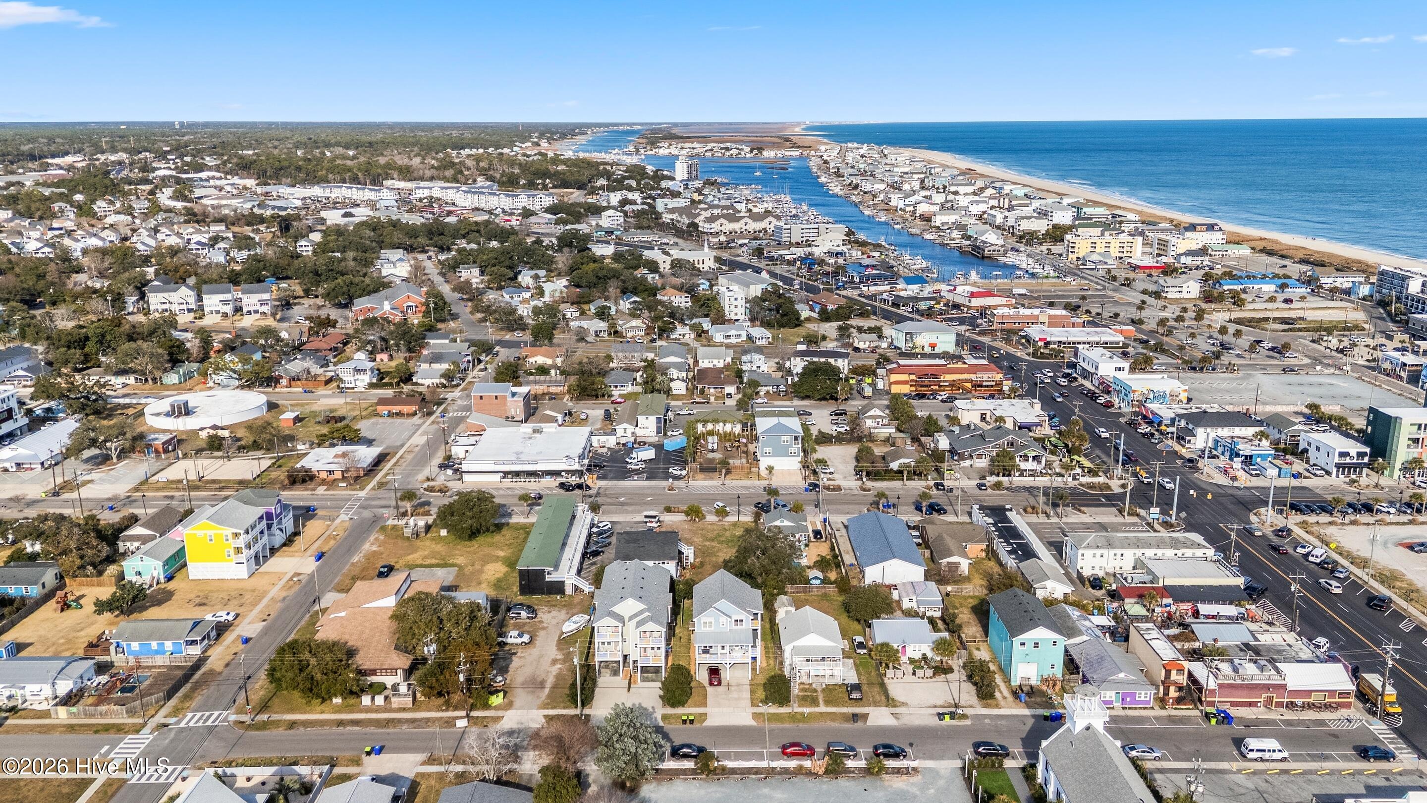 213 Cape Fear Boulevard Property Photo 9