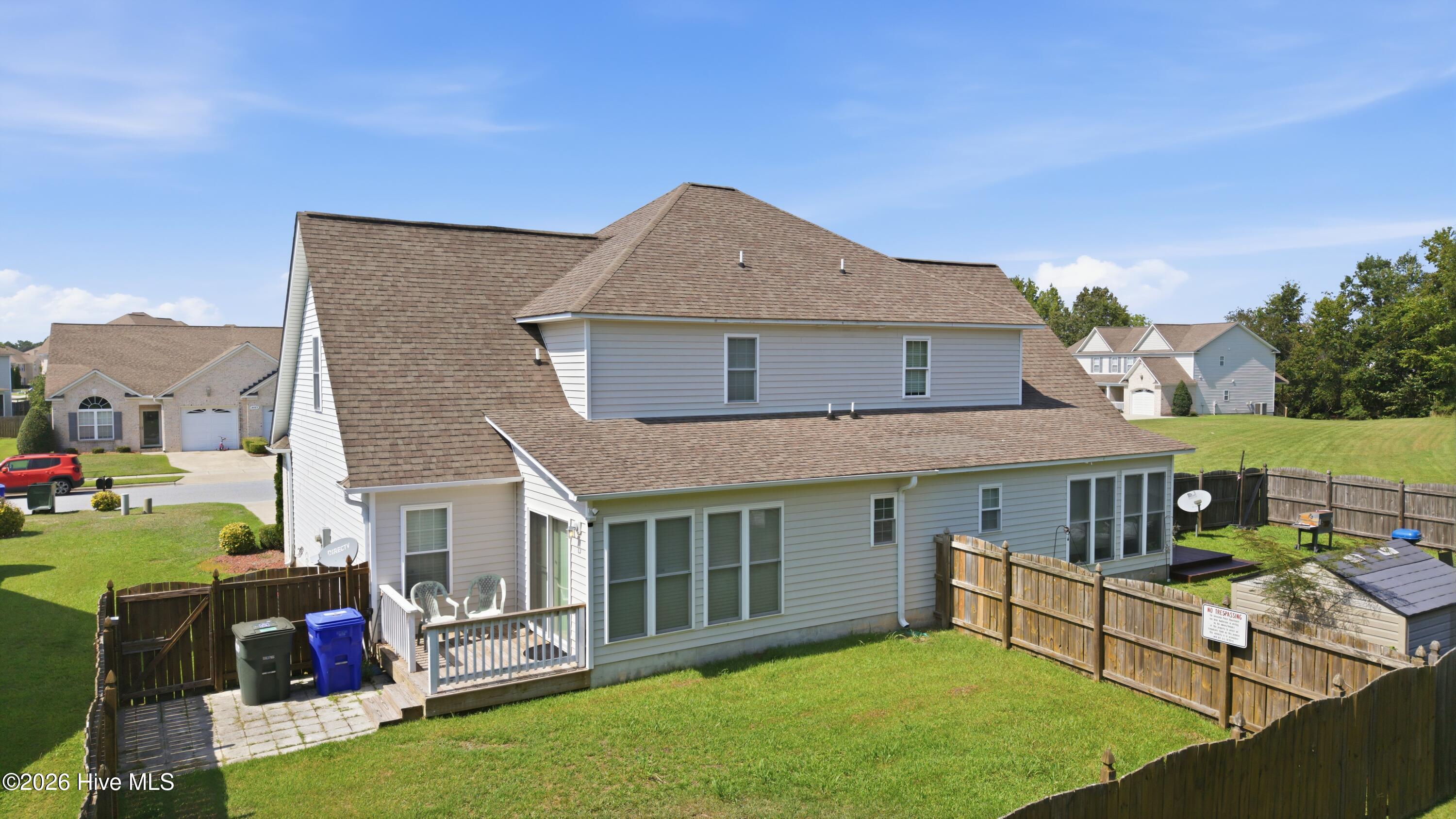 2036 Cambria Drive B Property Photo 6