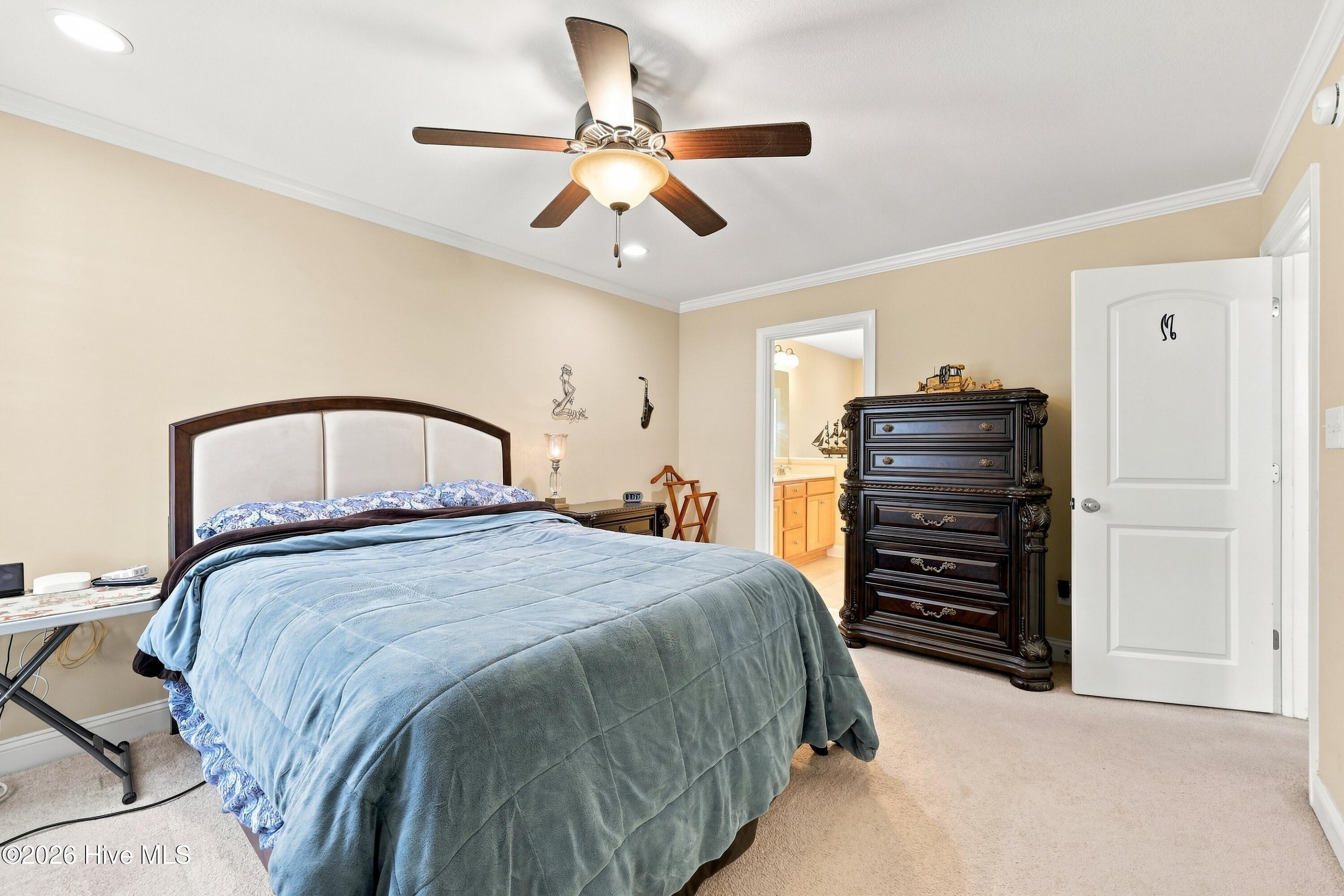 2036 Cambria Drive B Property Photo 25