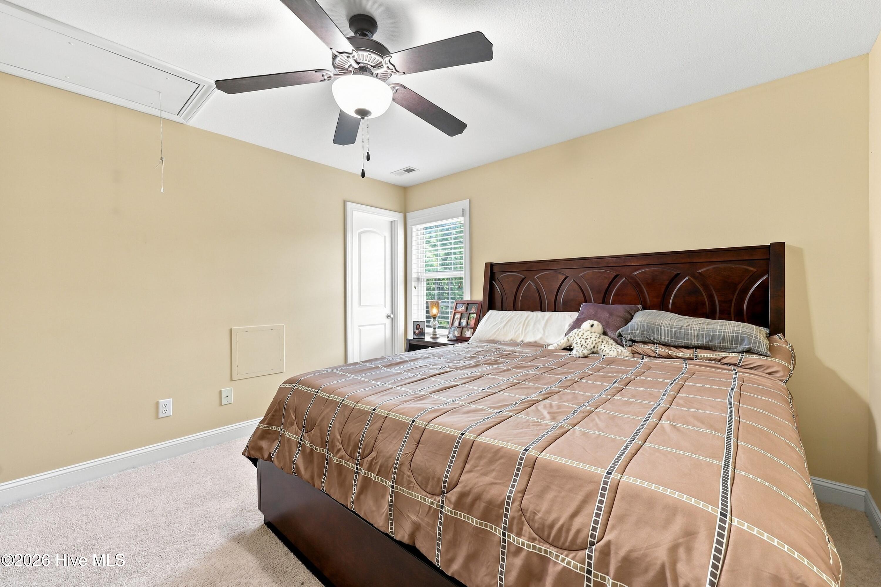 2036 Cambria Drive B Property Photo 32