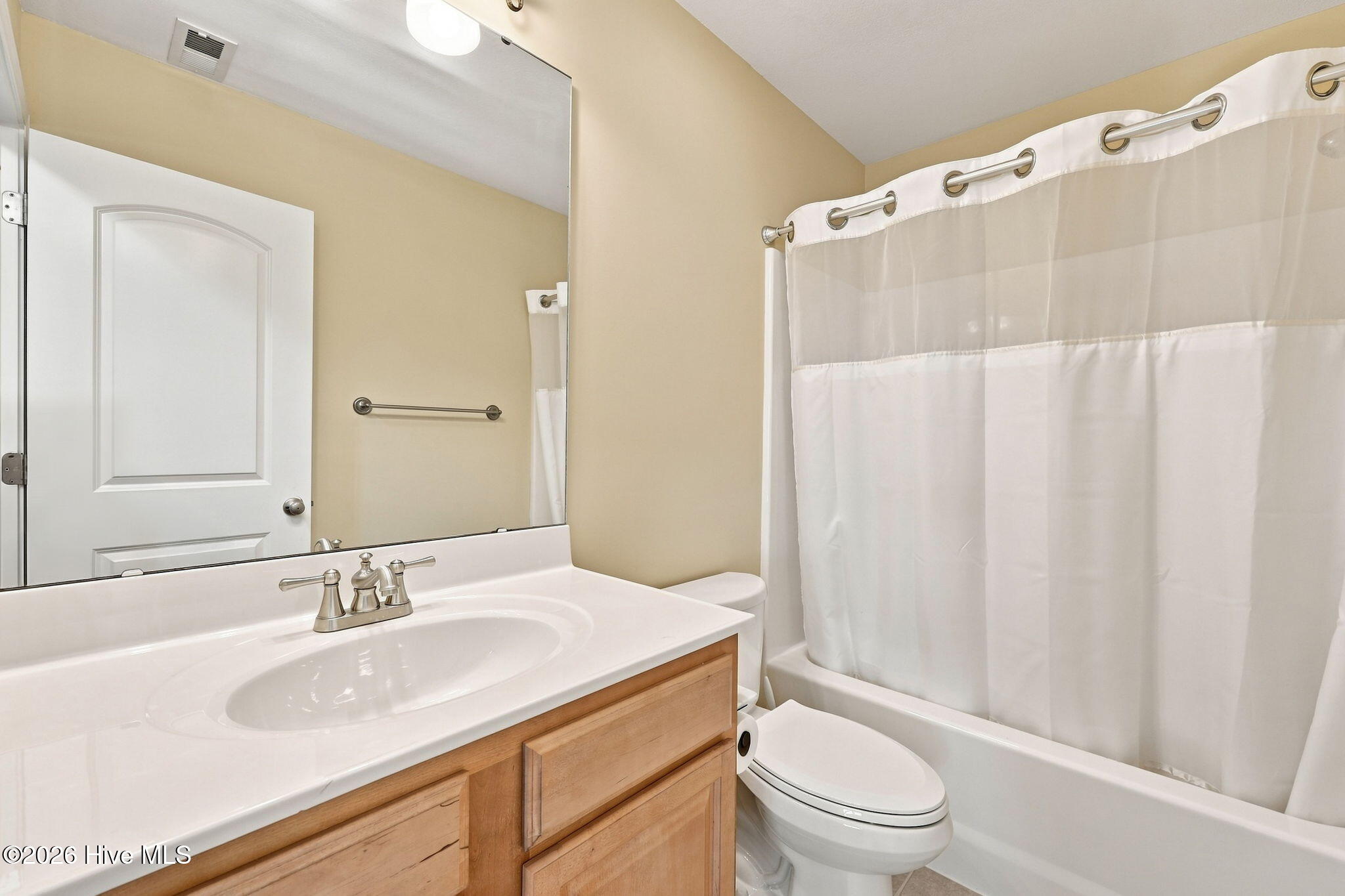 2036 Cambria Drive B Property Photo 33