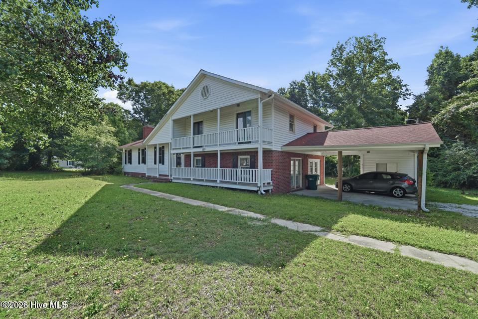 220 Edgewood Drive Property Photo 3