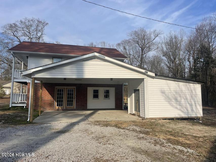220 Edgewood Drive Property Photo 5
