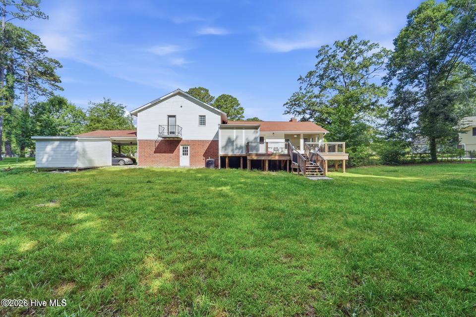 220 Edgewood Drive Property Photo 8