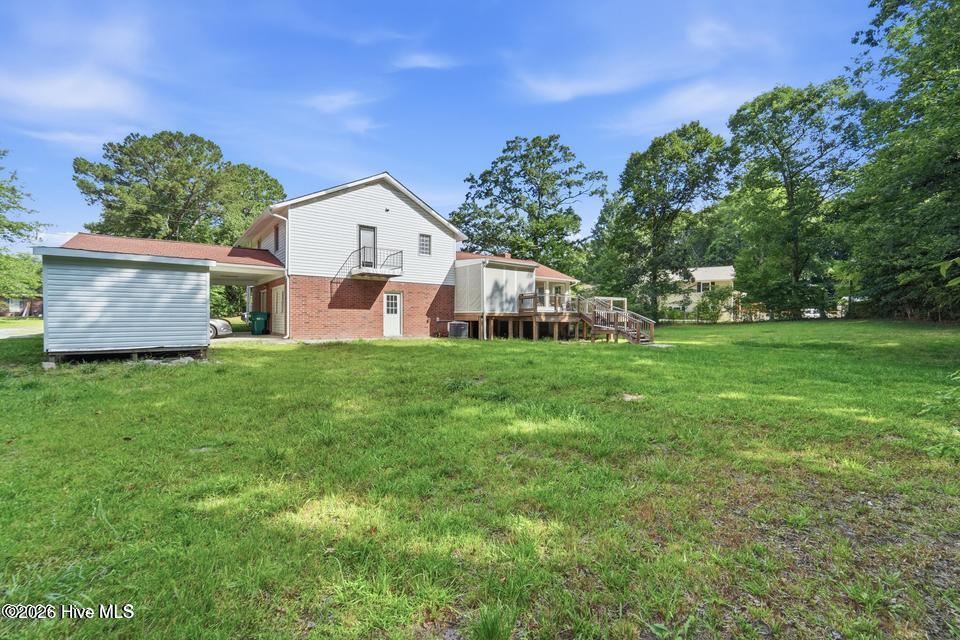 220 Edgewood Drive Property Photo 9