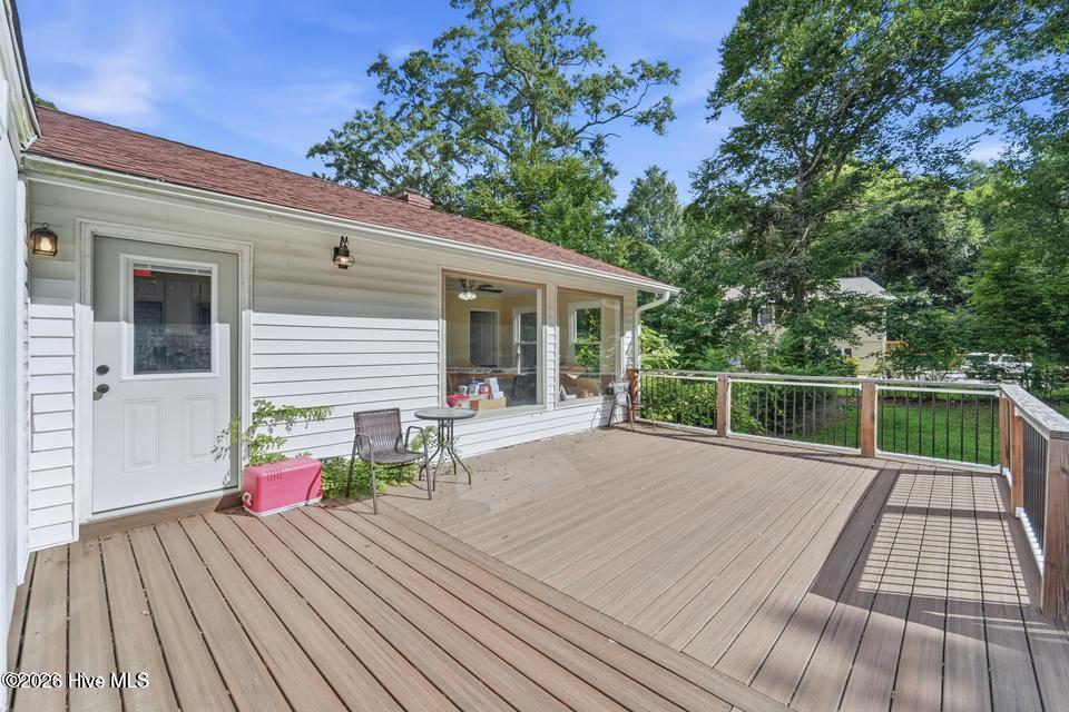 220 Edgewood Drive Property Photo 28