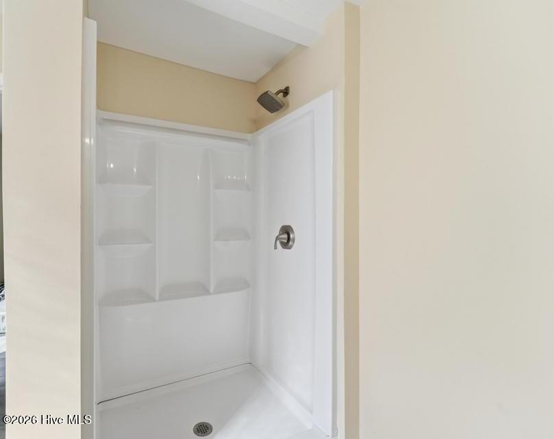 220 Edgewood Drive Property Photo 37
