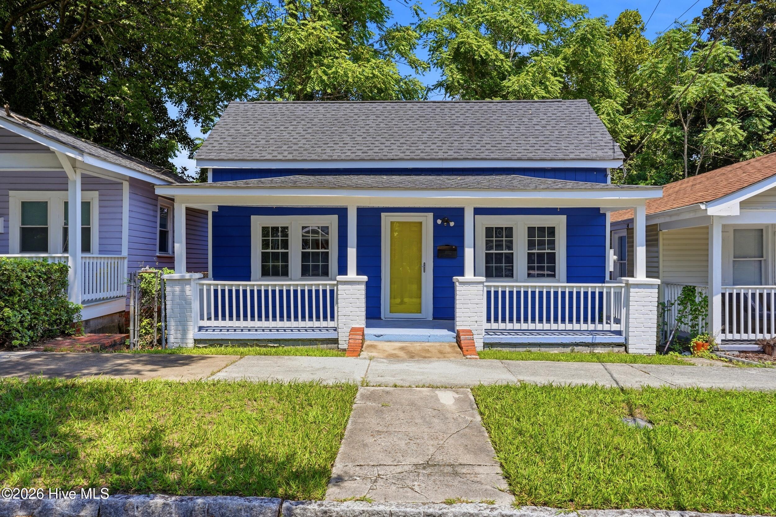 917 Dock Street Property Photo 1