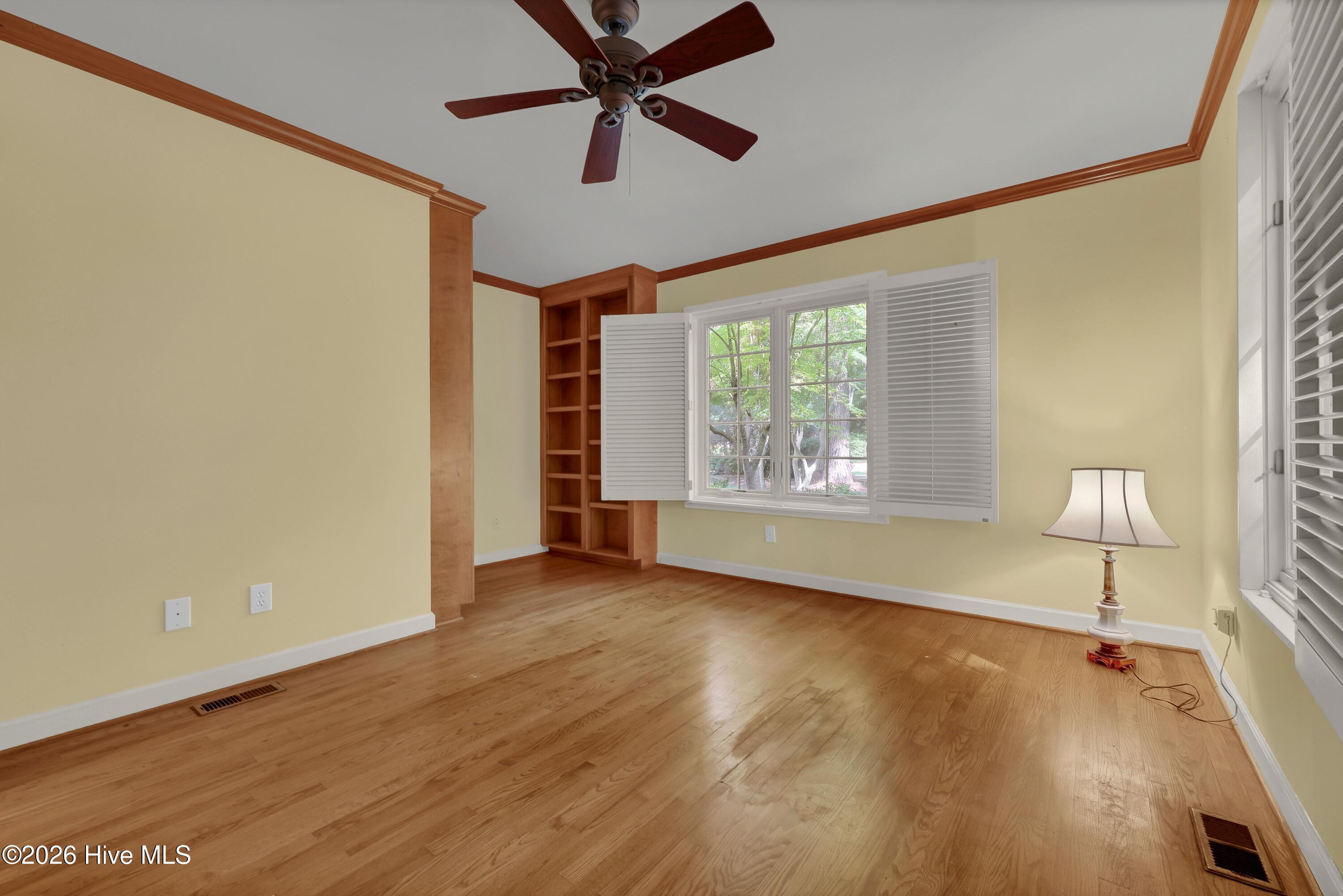 6308 Property Photo 27
