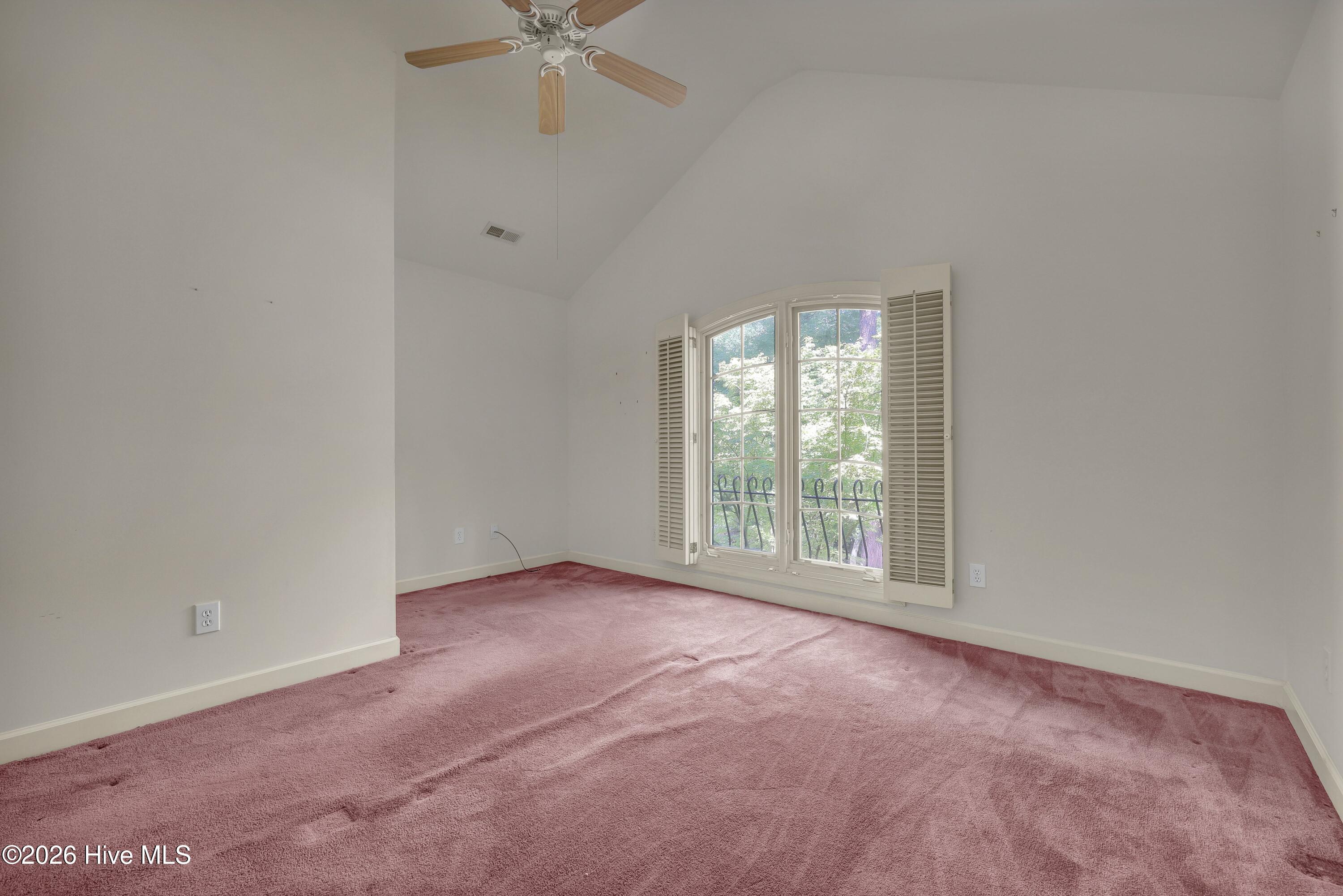 6308 Property Photo 38