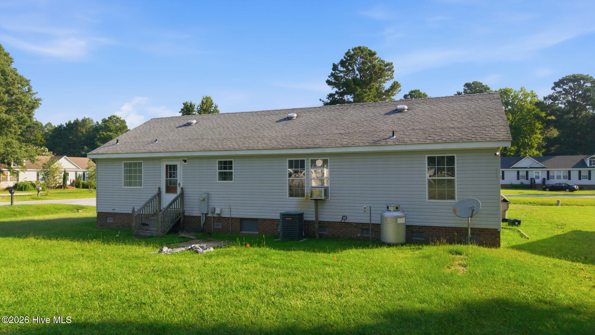 506 Britannia Drive Property Photo 39