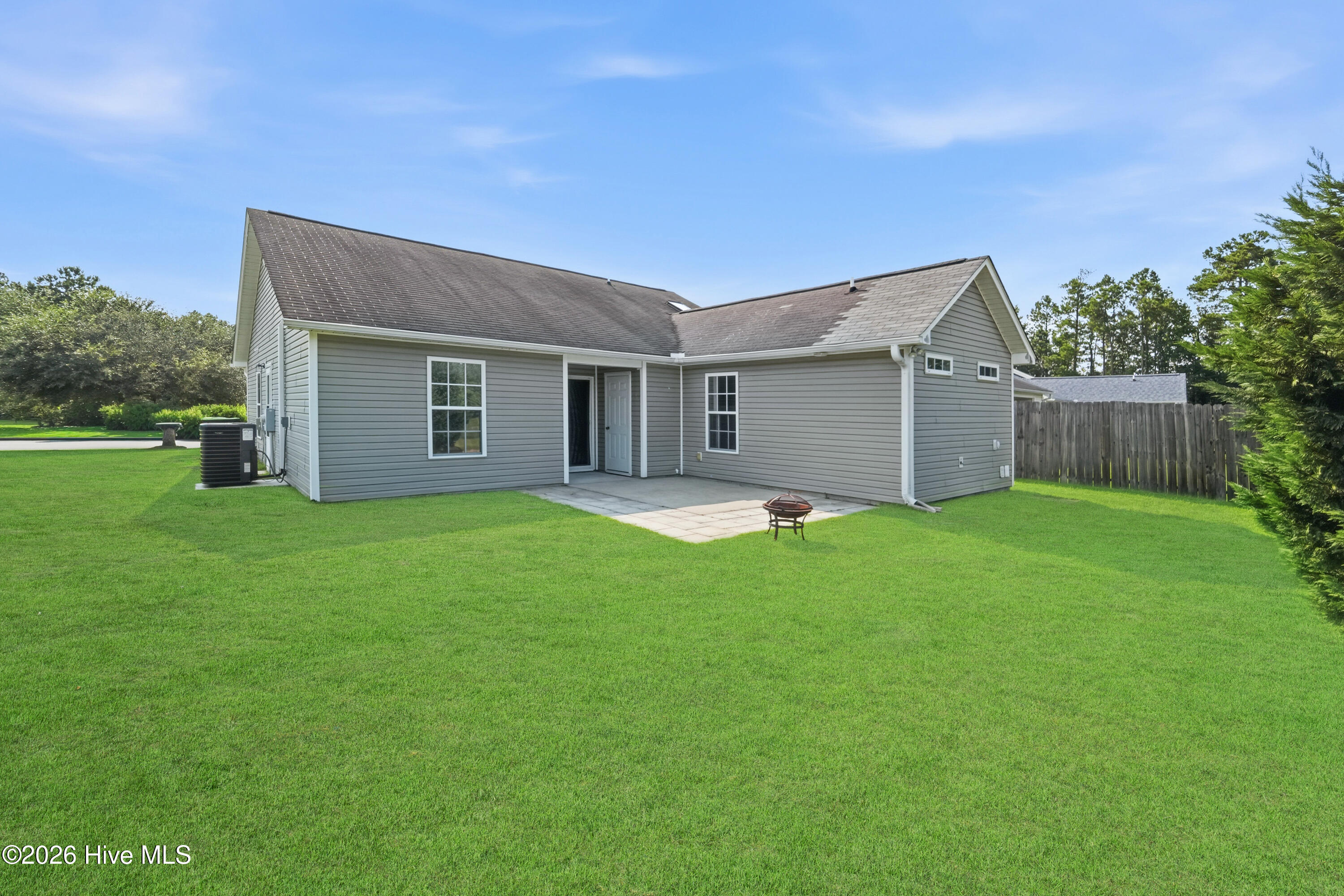 4212 Elizabeth Avenue Property Photo 3