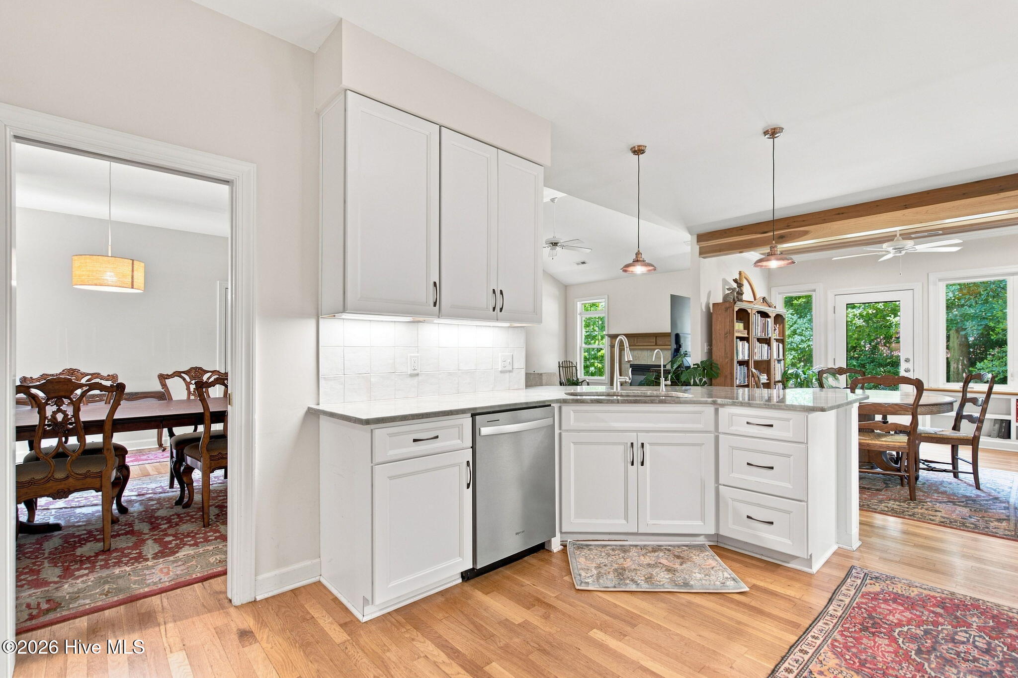 103 Leslie Lane Property Photo 15