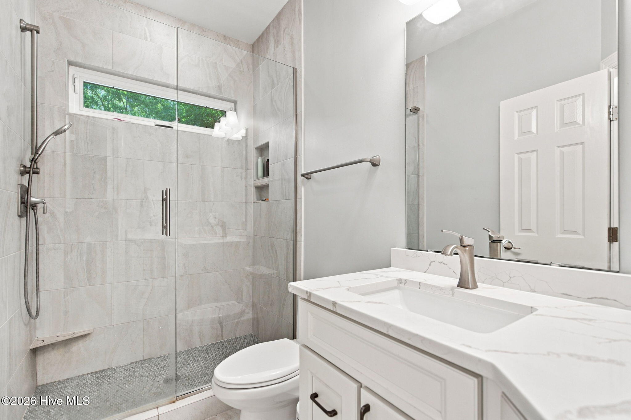 103 Leslie Lane Property Photo 28