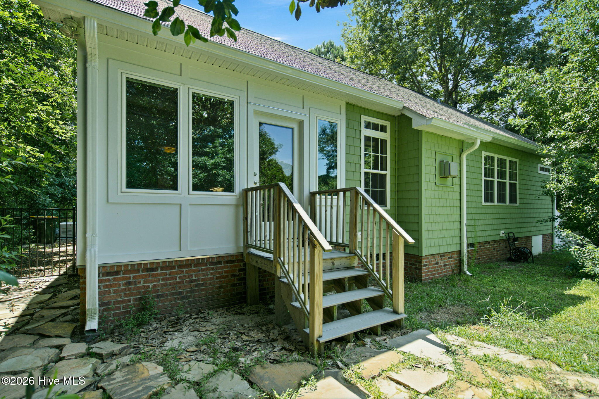 103 Leslie Lane Property Photo 37