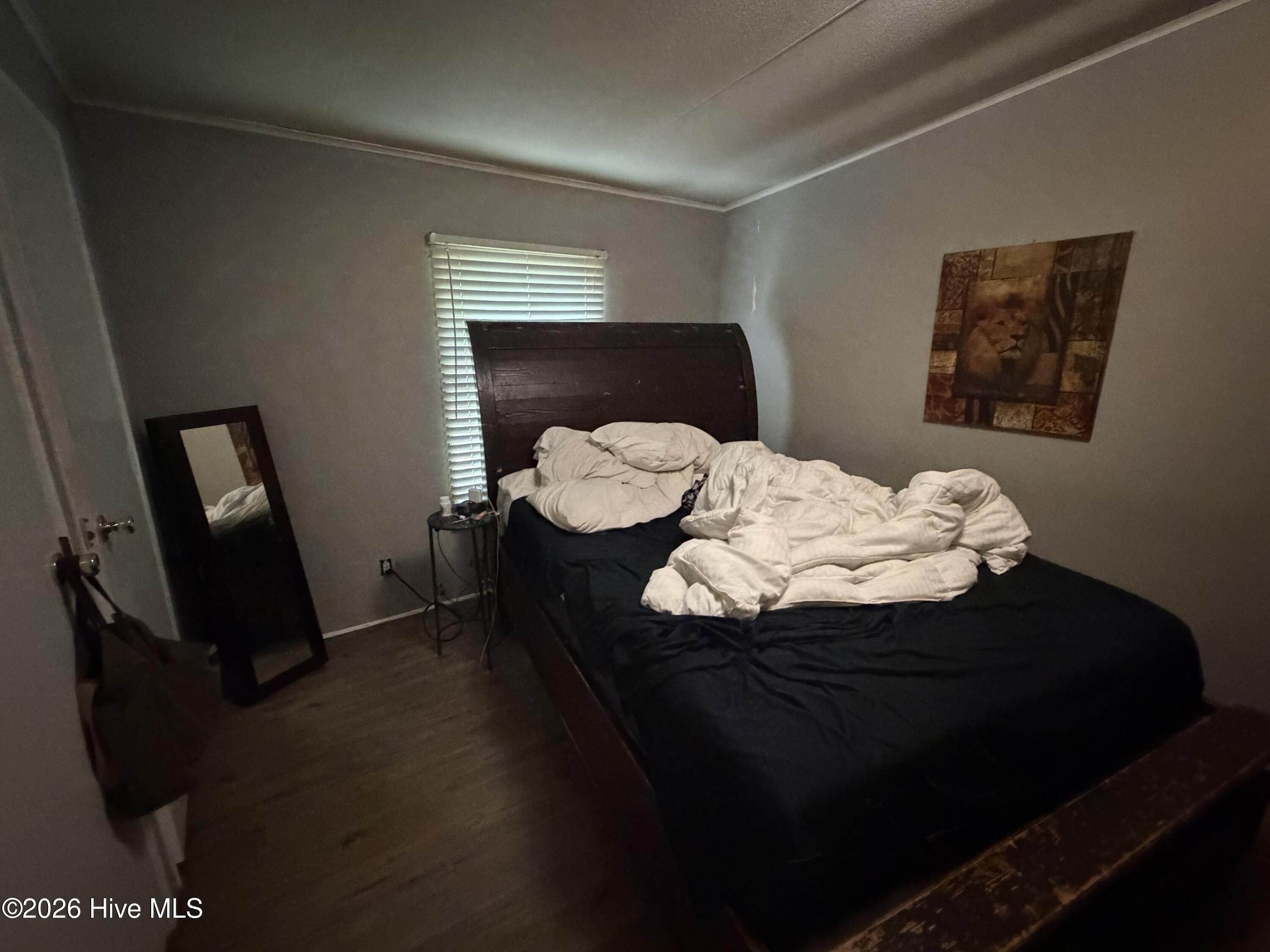 1085 Wells Road Property Photo 4