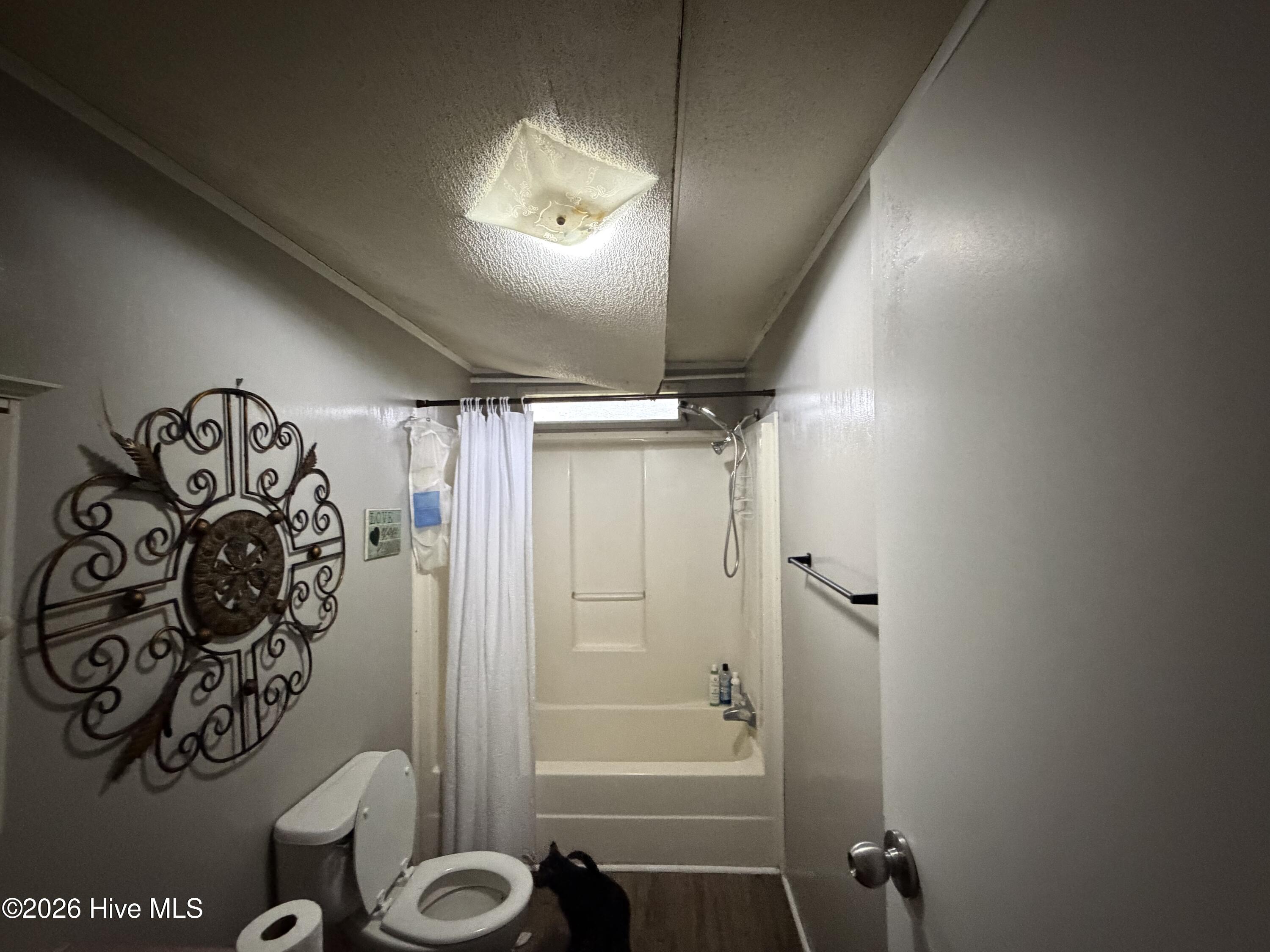 1085 Wells Road Property Photo 7
