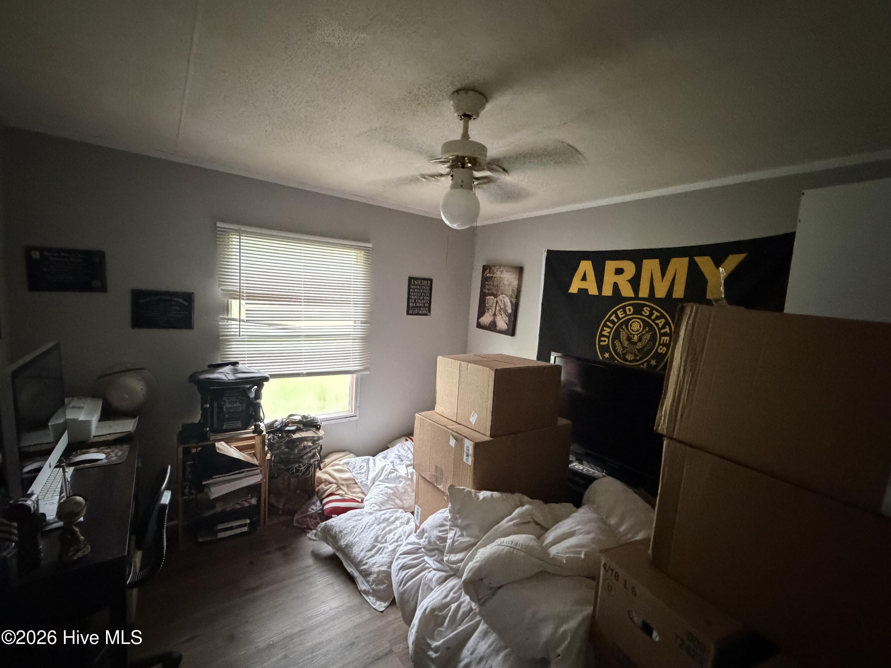 1085 Wells Road Property Photo 8