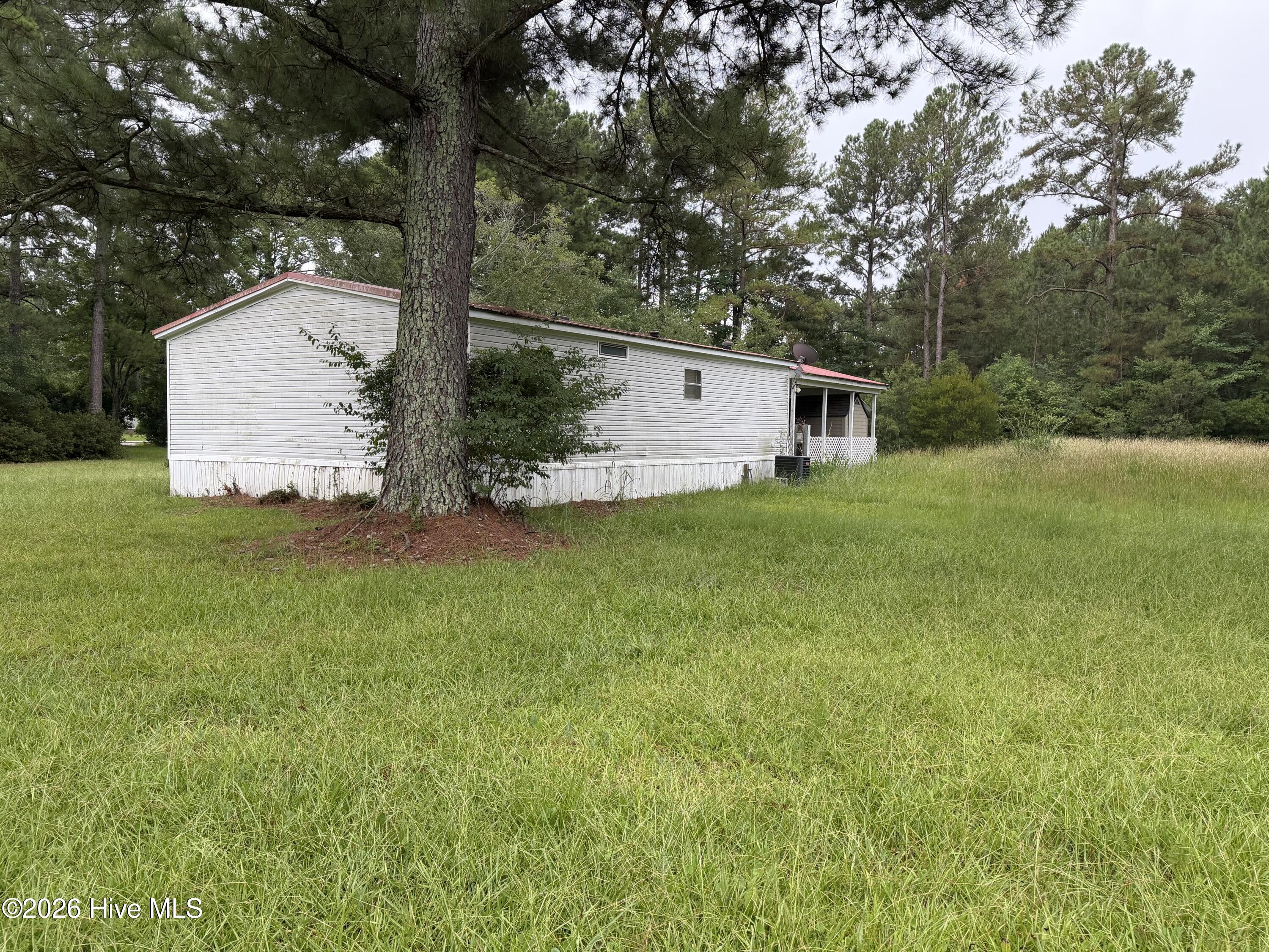 1085 Wells Road Property Photo 11