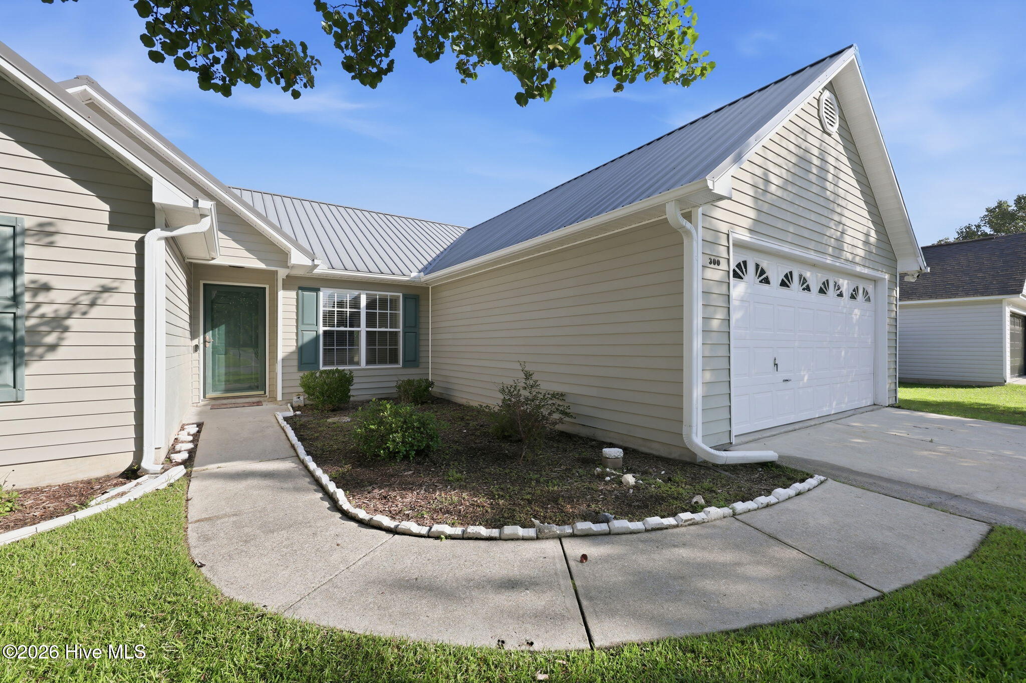 300 Foxhall Road Property Photo 4