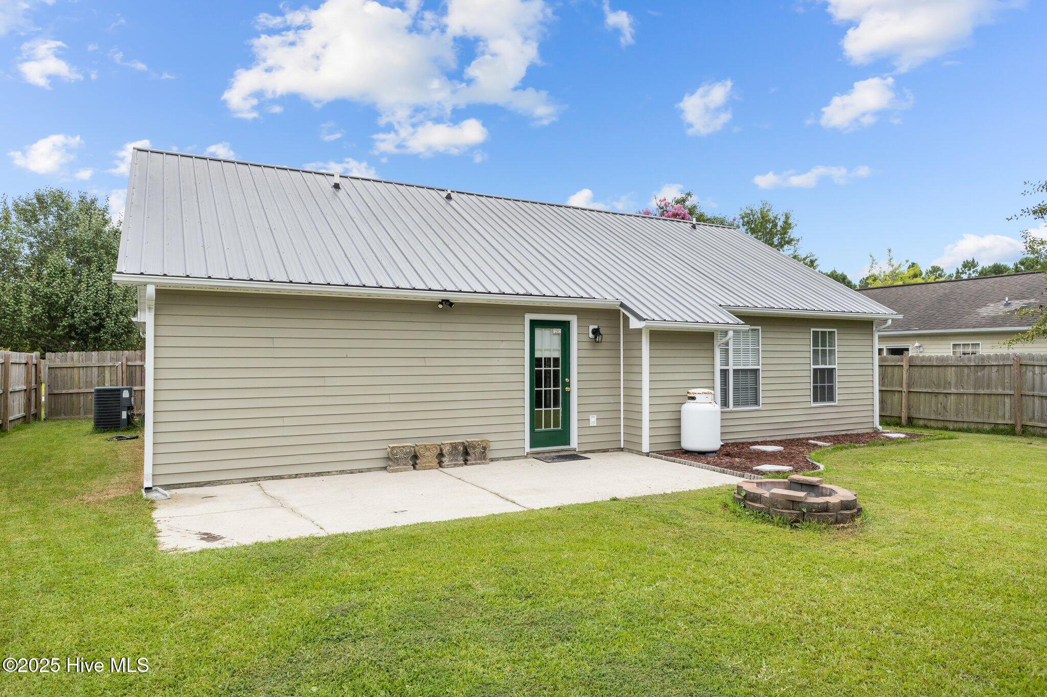 300 Foxhall Road Property Photo 7