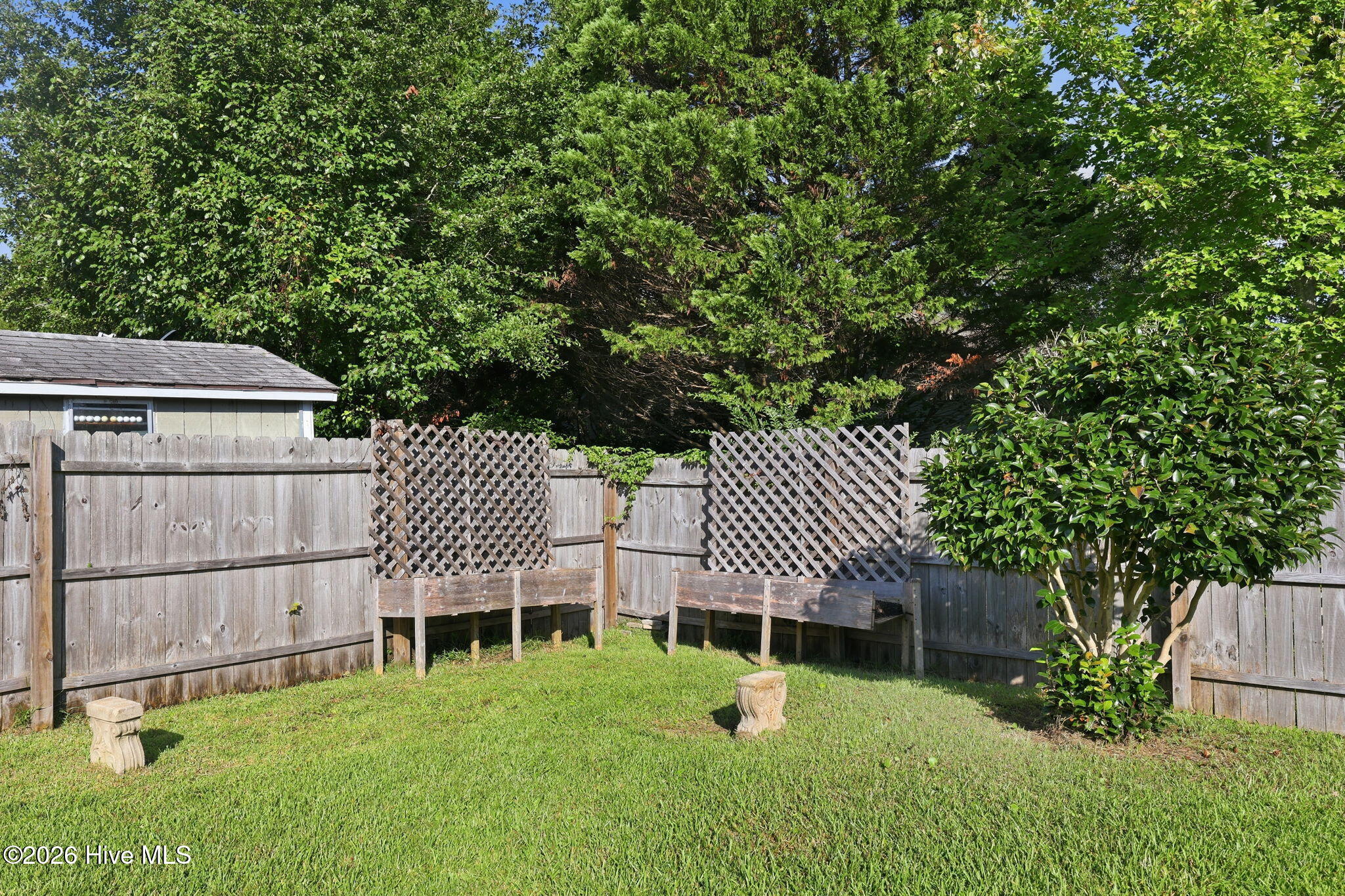 300 Foxhall Road Property Photo 11