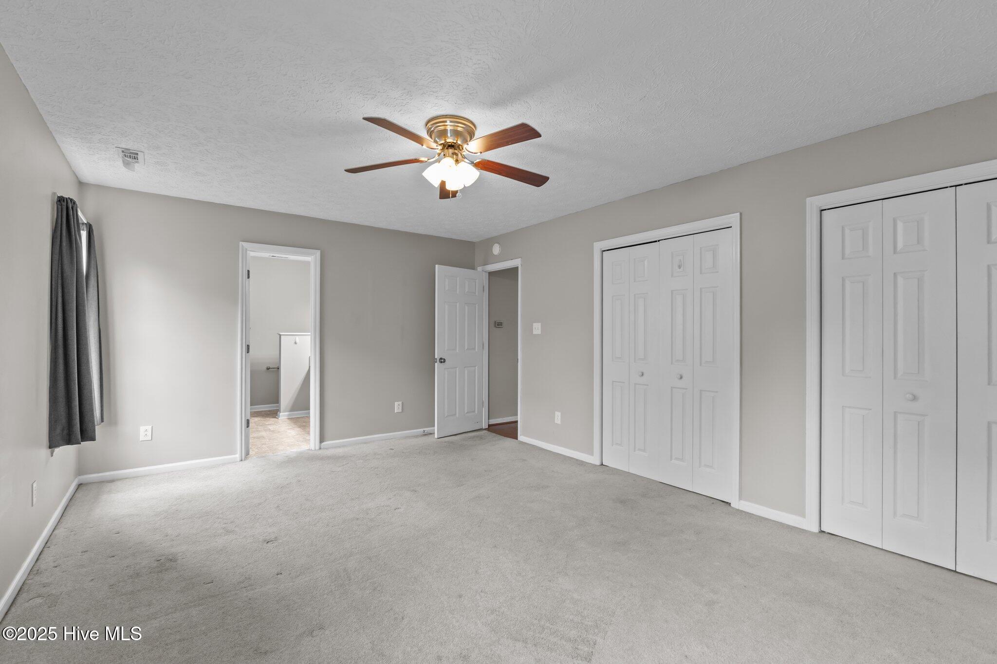 300 Foxhall Road Property Photo 28
