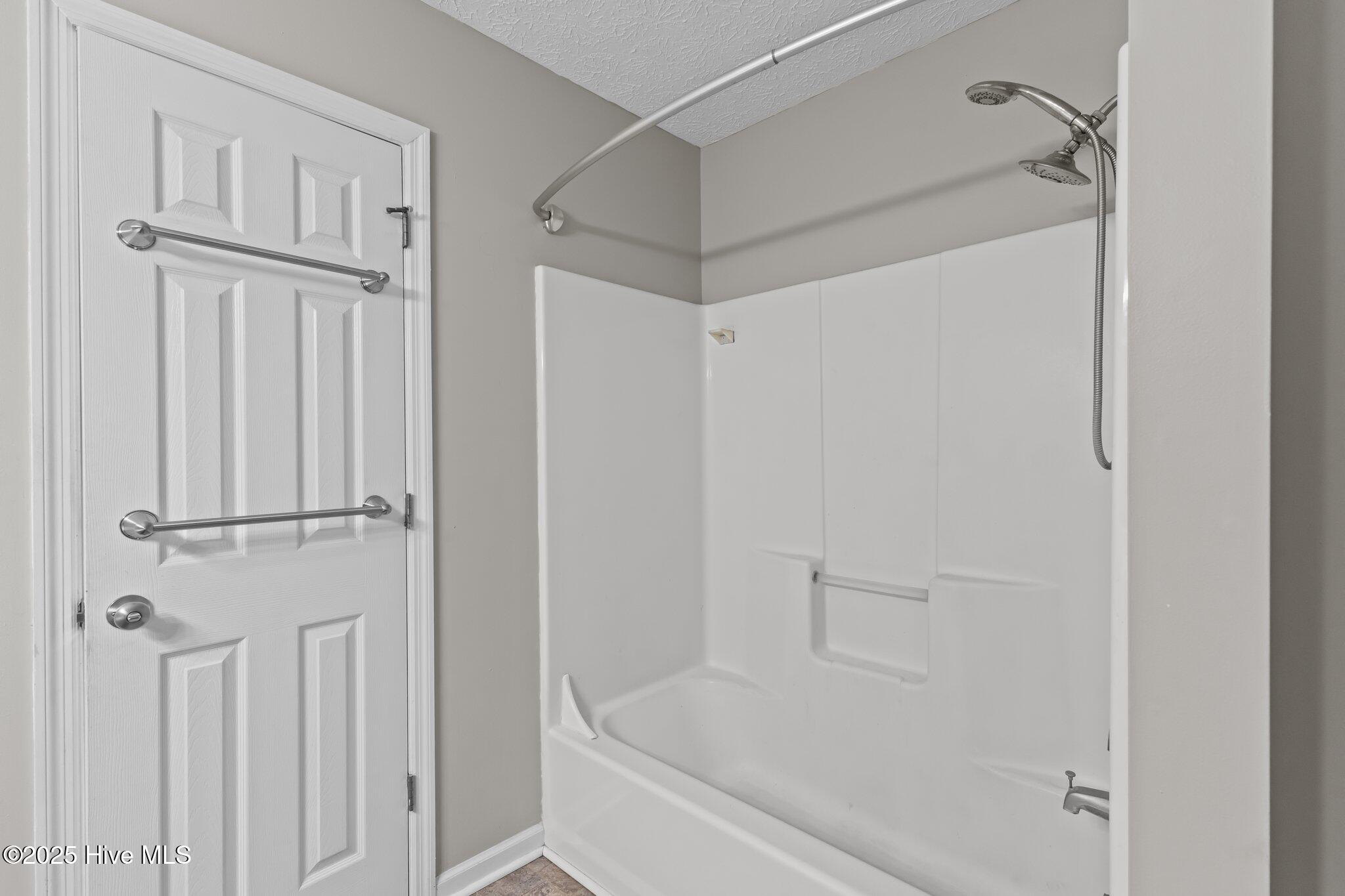 300 Foxhall Road Property Photo 30