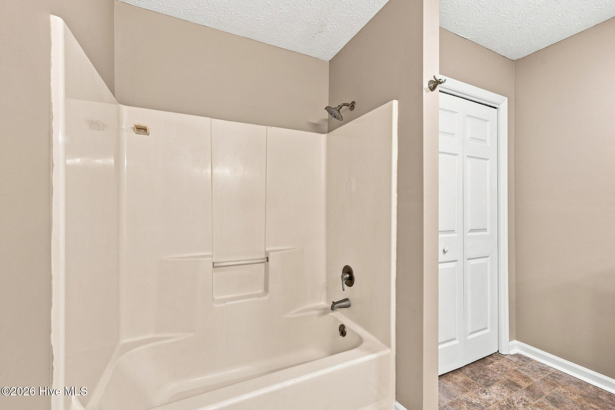 300 Foxhall Road Property Photo 30