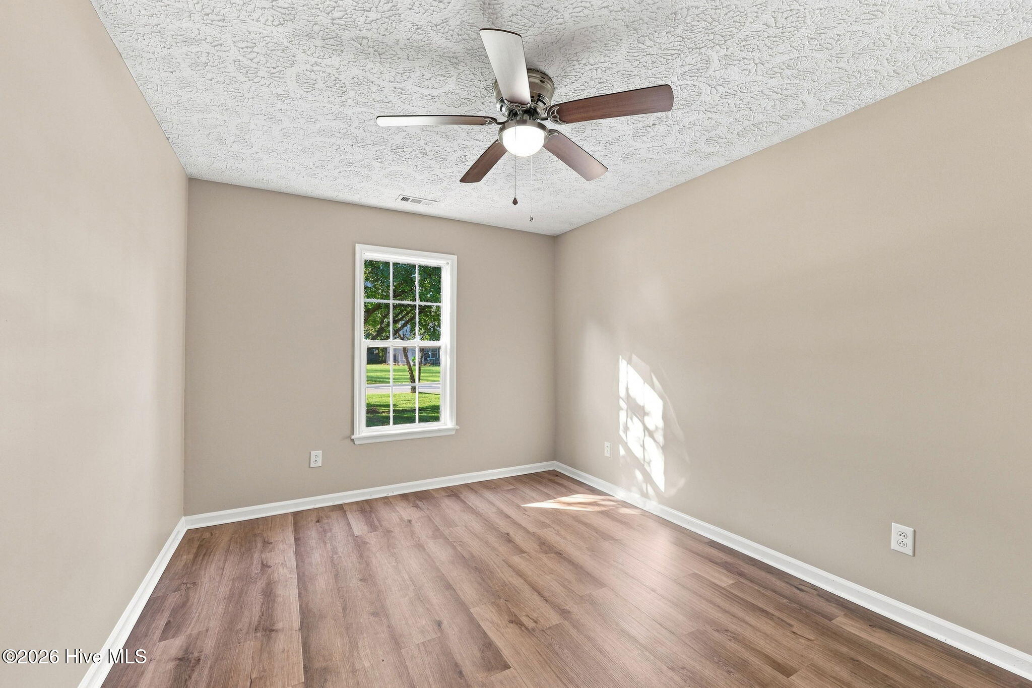 300 Foxhall Road Property Photo 31