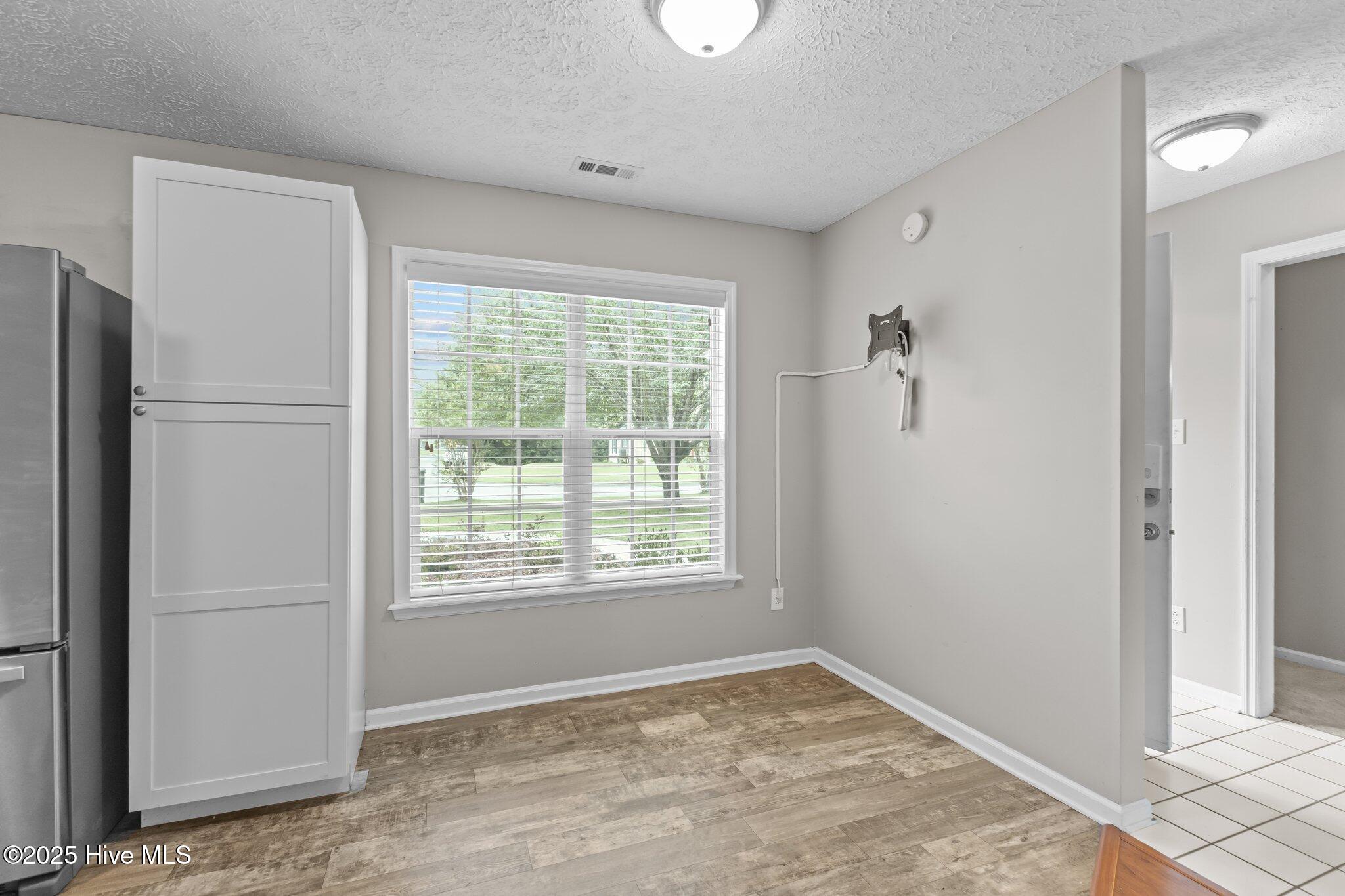 300 Foxhall Road Property Photo 37