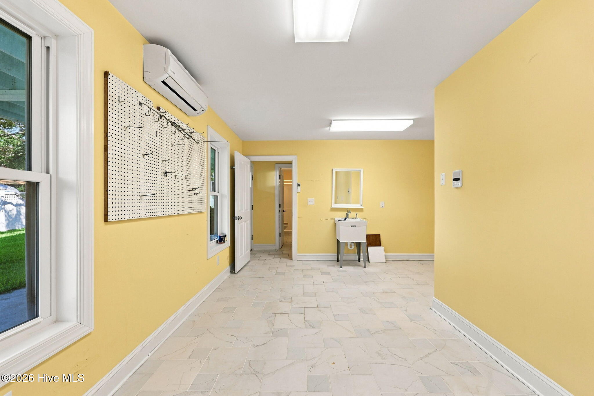 1536 Ann Street Property Photo 18