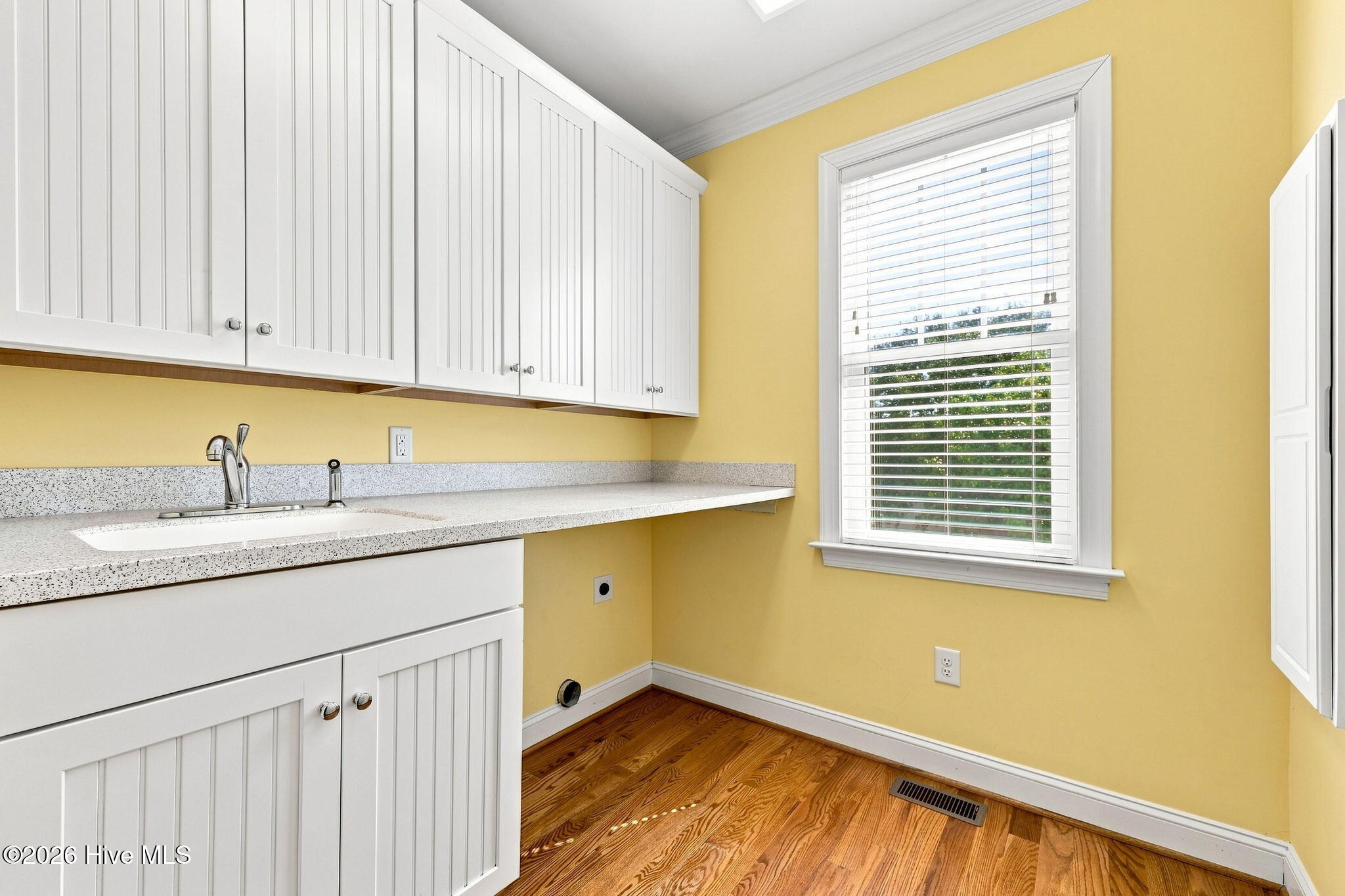 1536 Ann Street Property Photo 19