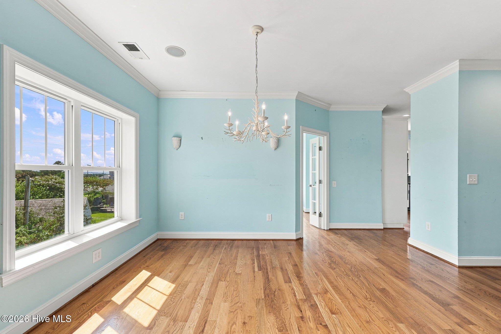 1536 Ann Street Property Photo 35