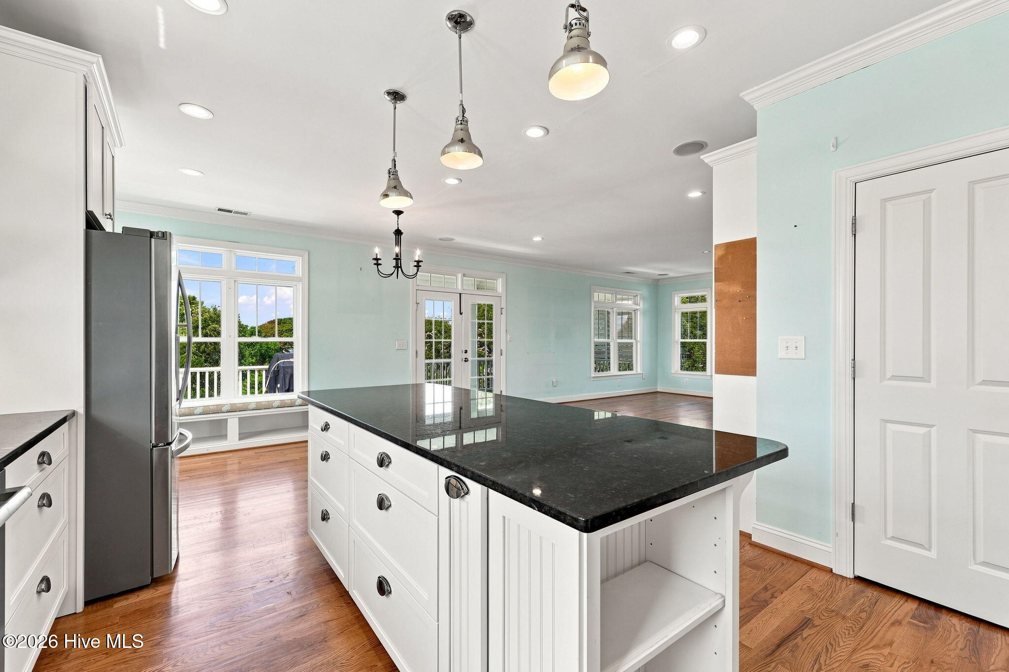 1536 Ann Street Property Photo 49
