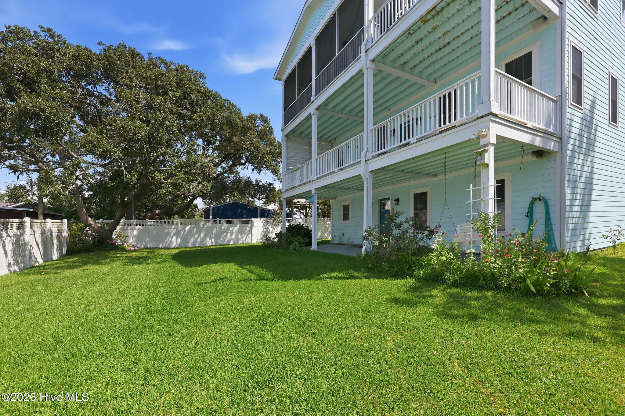 1536 Ann Street Property Photo 61