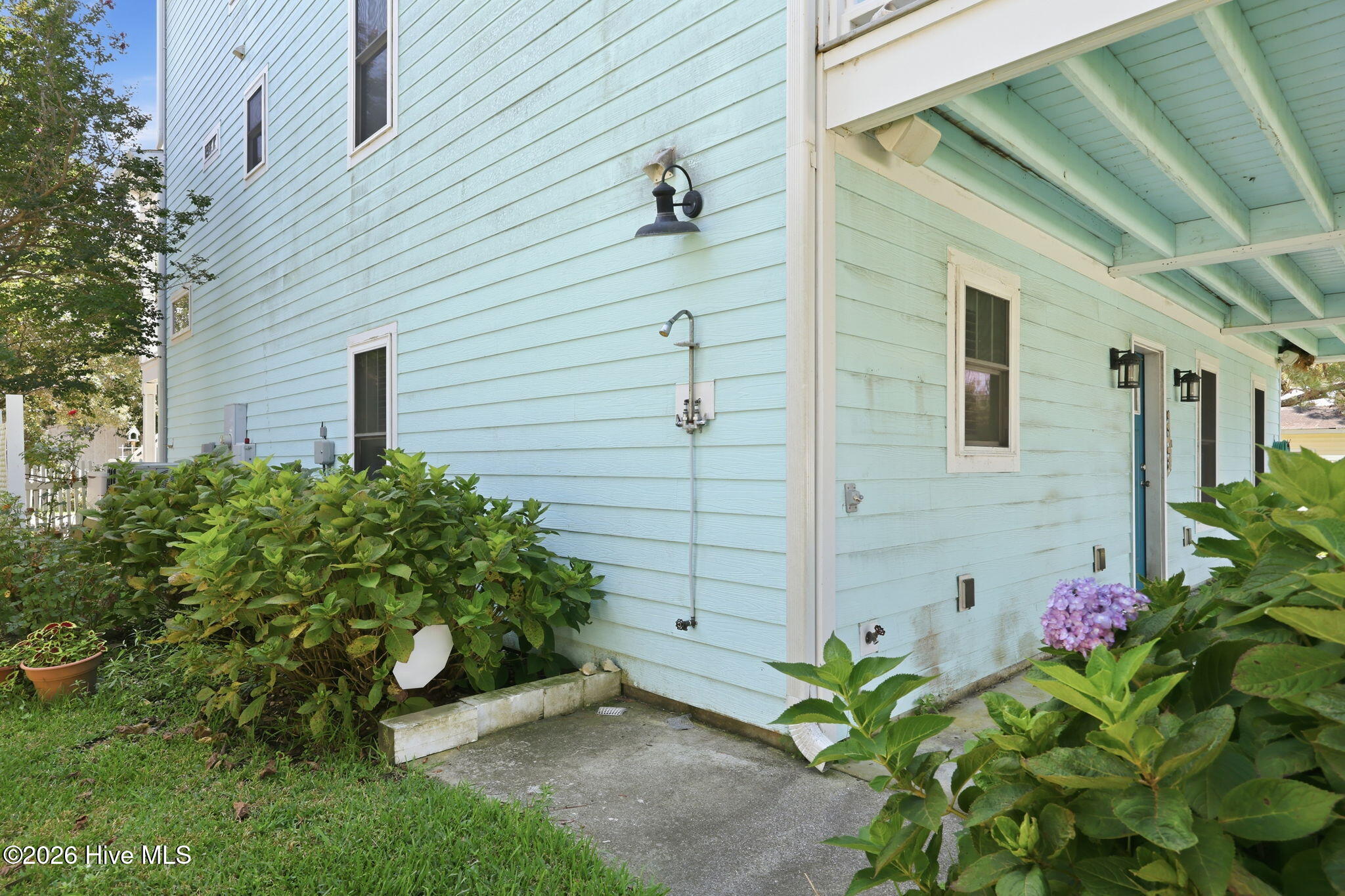 1536 Ann Street Property Photo 63