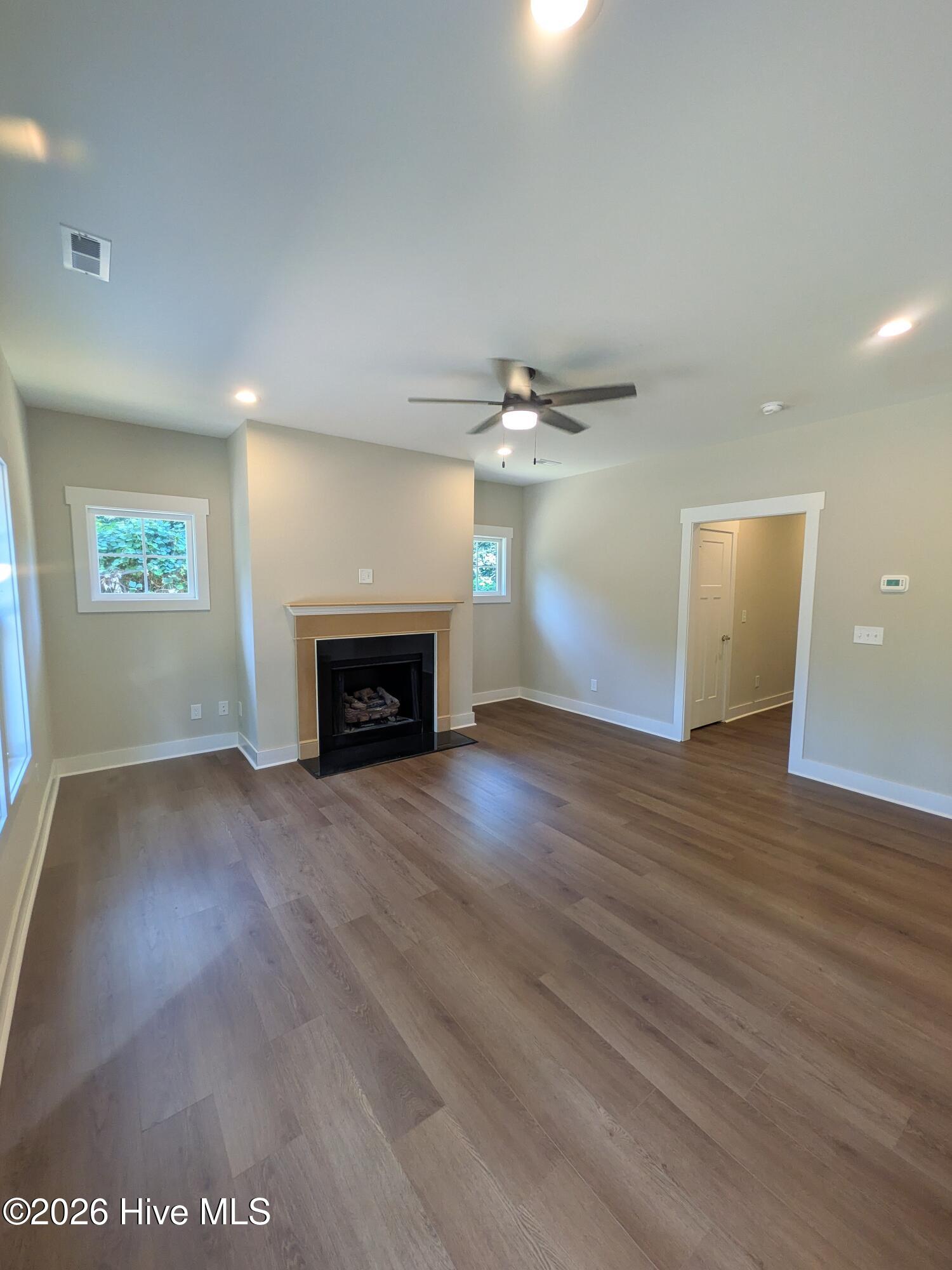 650 S Mechanic Street Property Photo 3