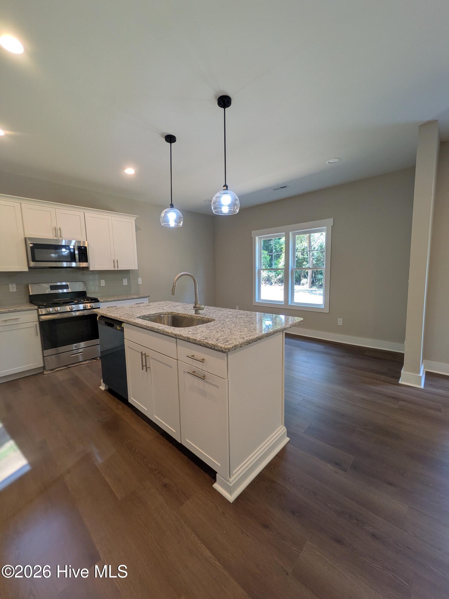 650 S Mechanic Street Property Photo 8