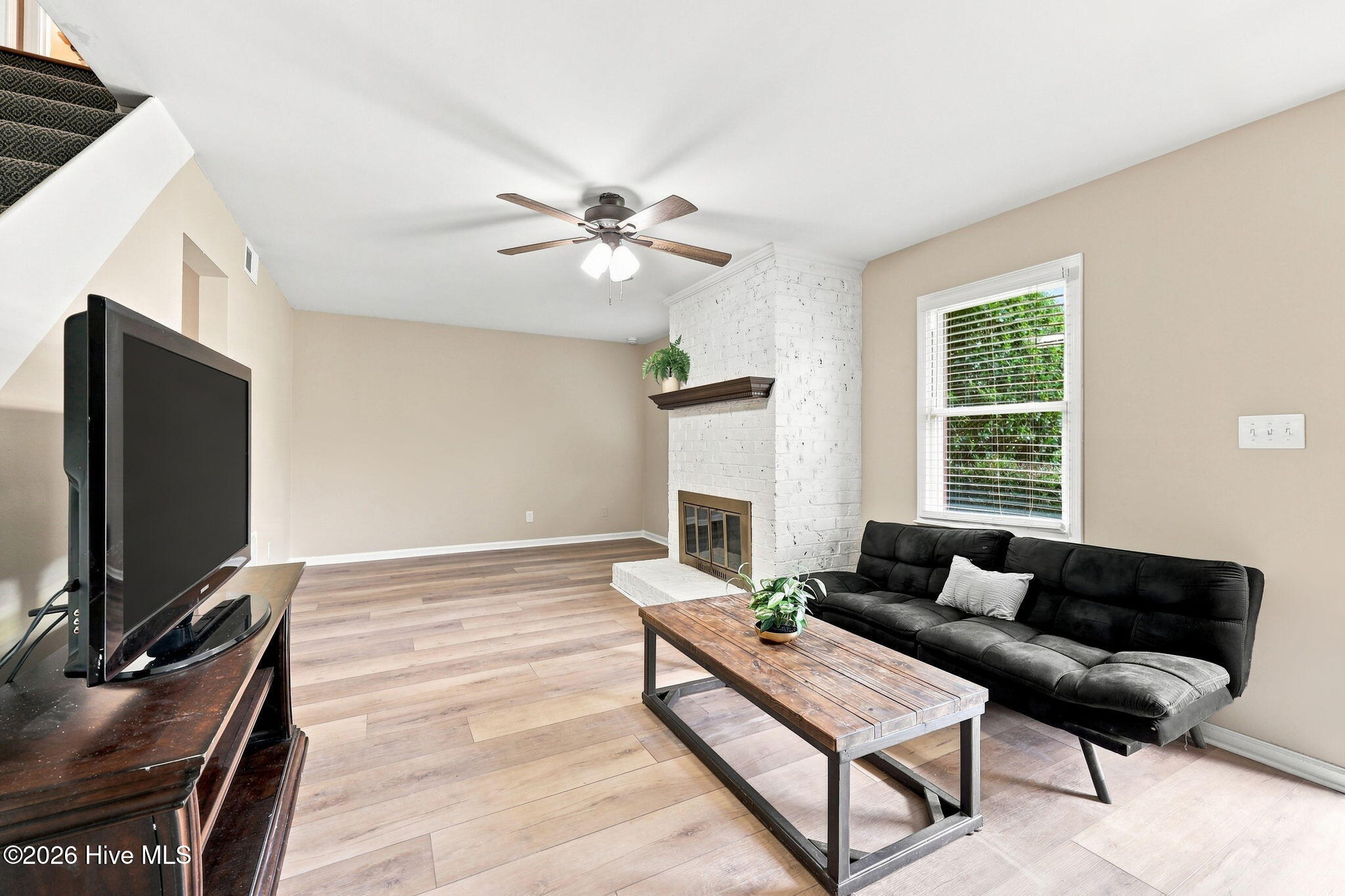 17 Scott Street Property Photo 6
