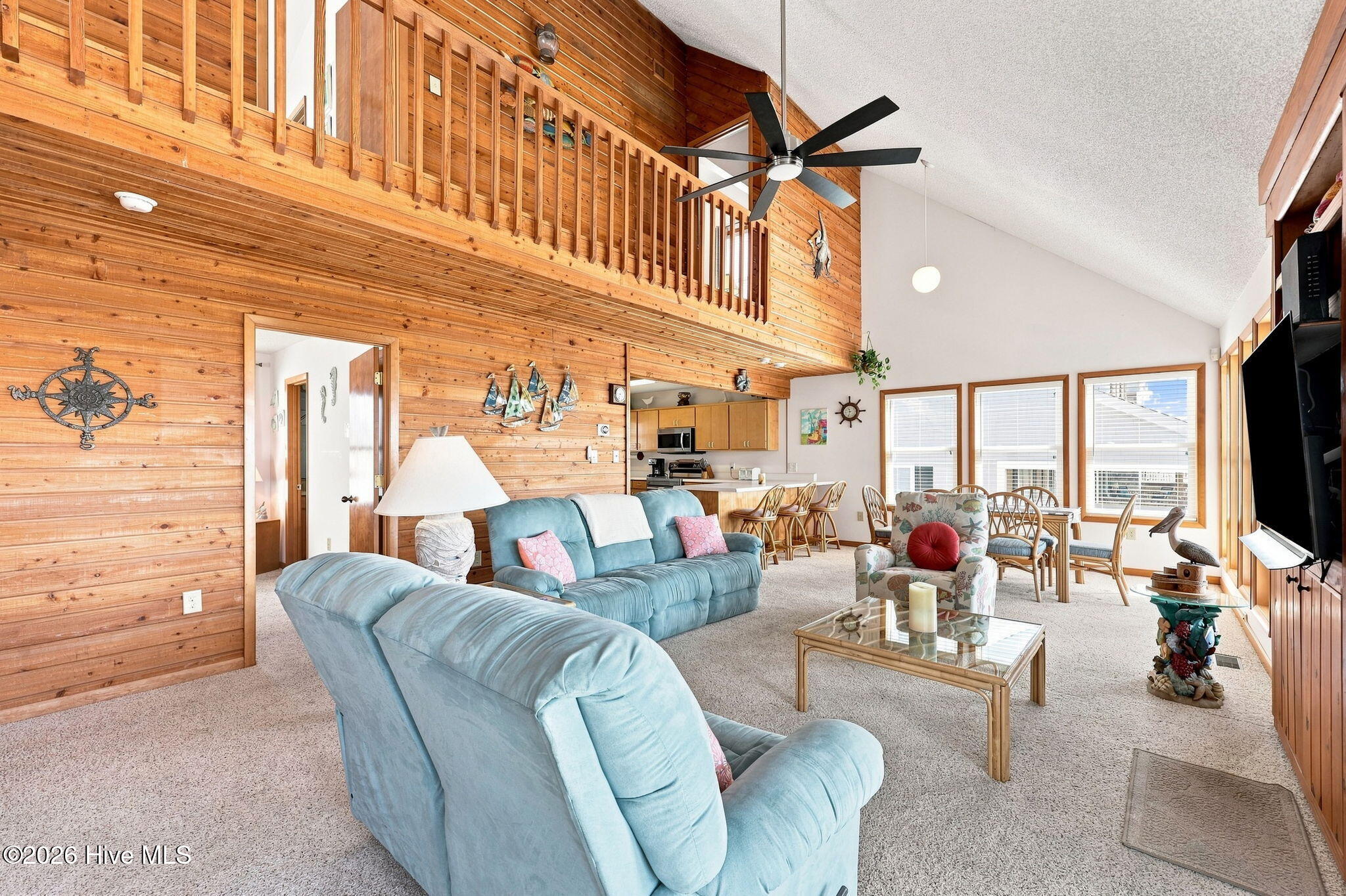 214 E Boardwalk Boulevard Property Photo 8