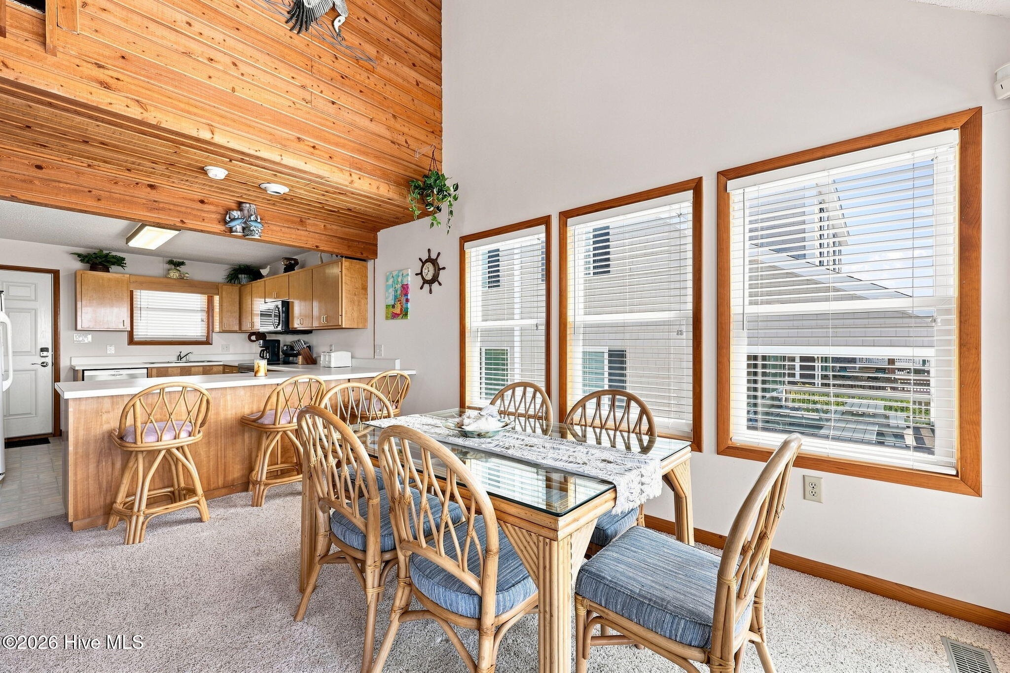 214 E Boardwalk Boulevard Property Photo 13