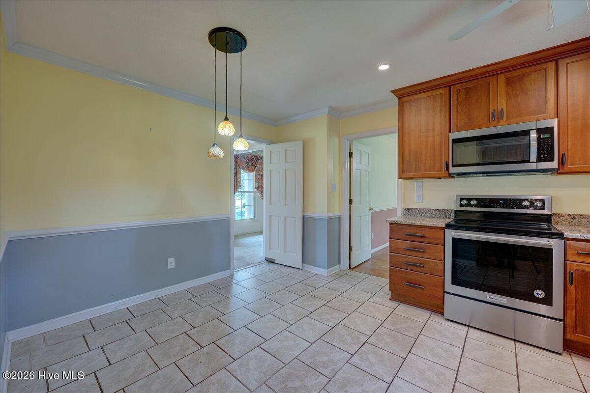 4904 Hillandale Road Property Photo 10