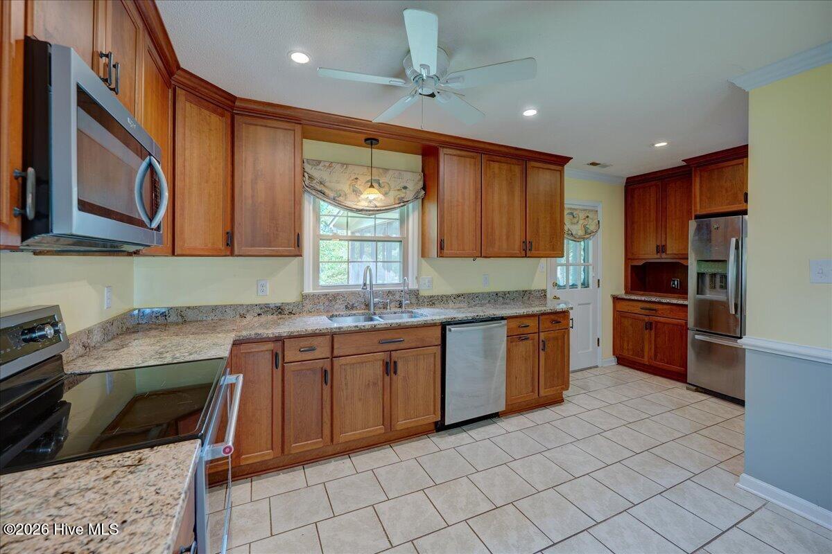 4904 Hillandale Road Property Photo 12