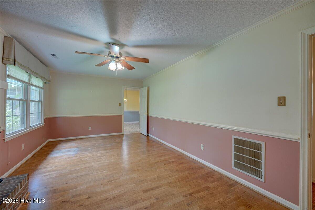 4904 Hillandale Road Property Photo 15